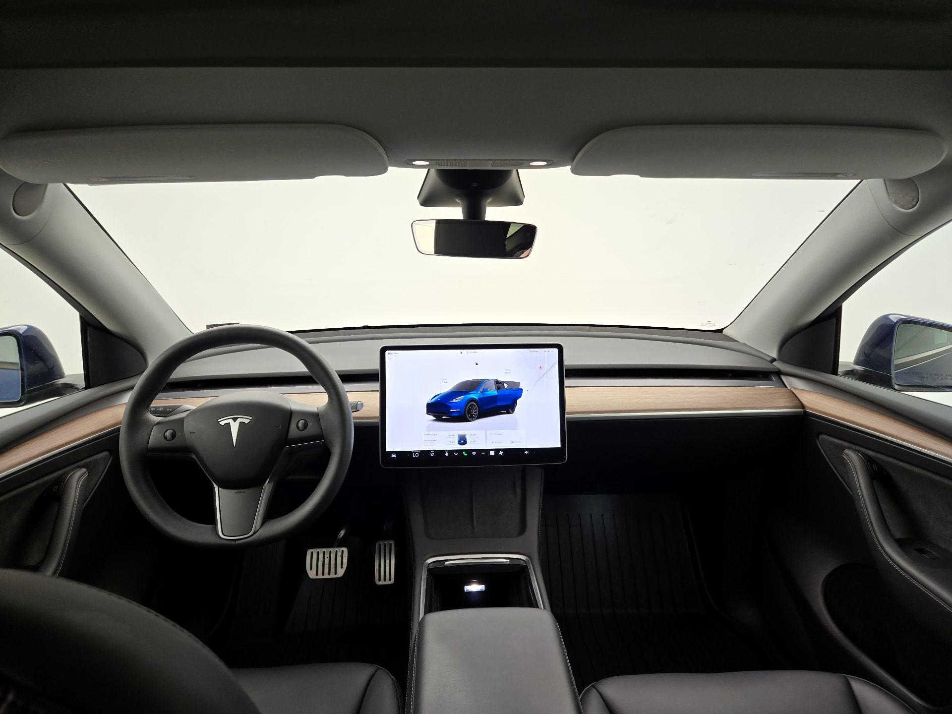 Thumbnail: 2023 Tesla Model Y - 9