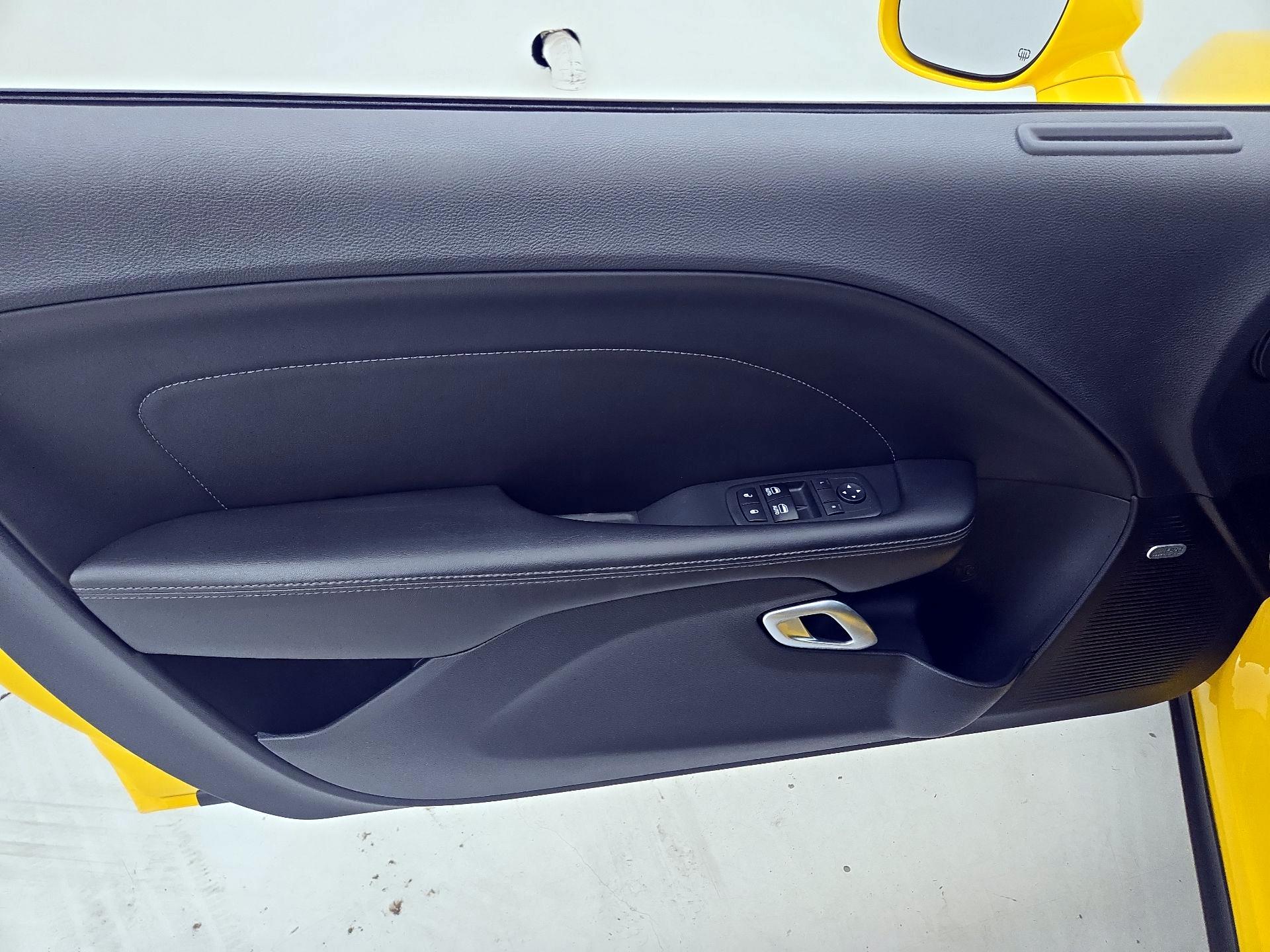 Thumbnail: 2018 Dodge Challenger - 12