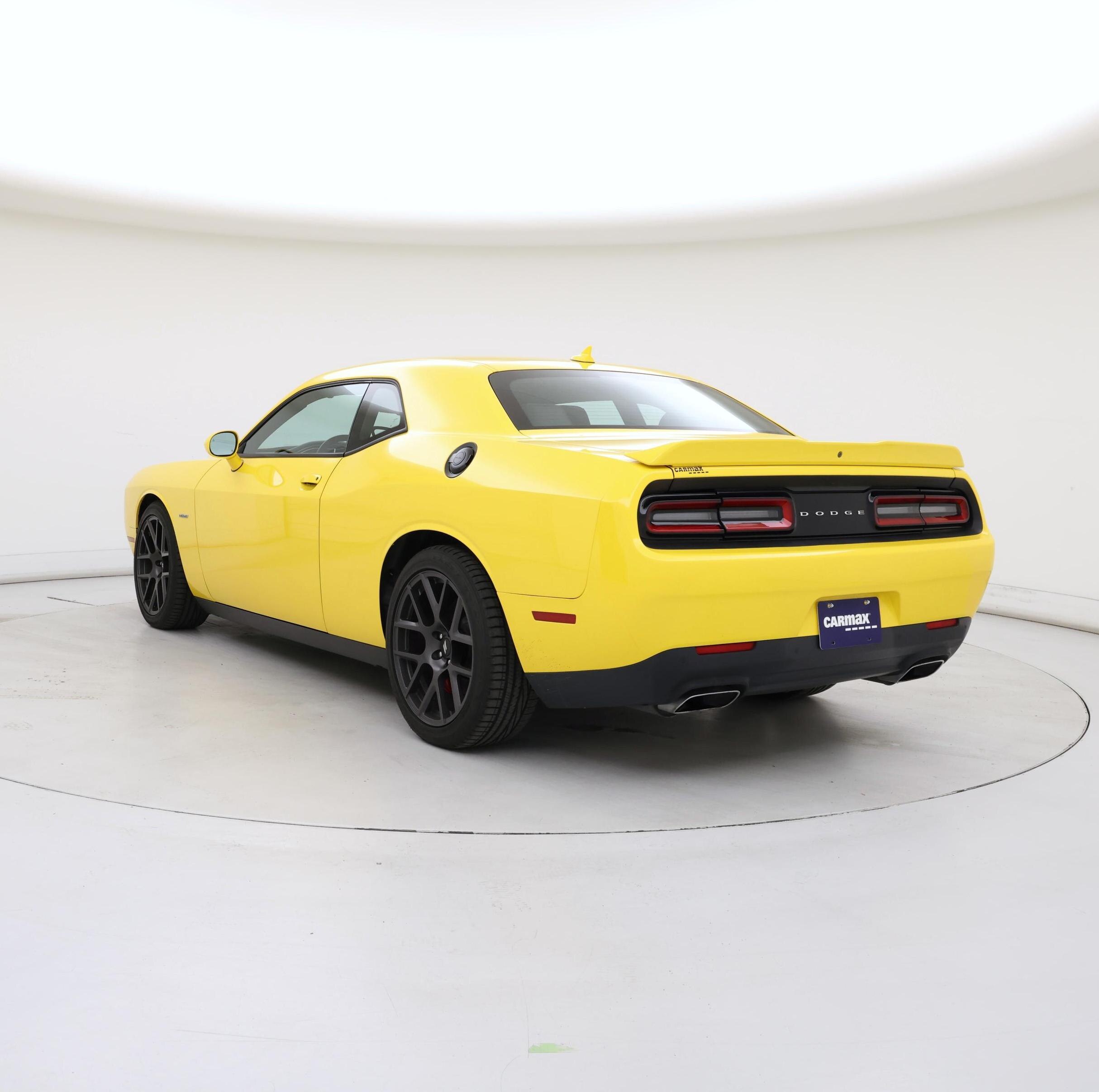 Thumbnail: 2018 Dodge Challenger - 2