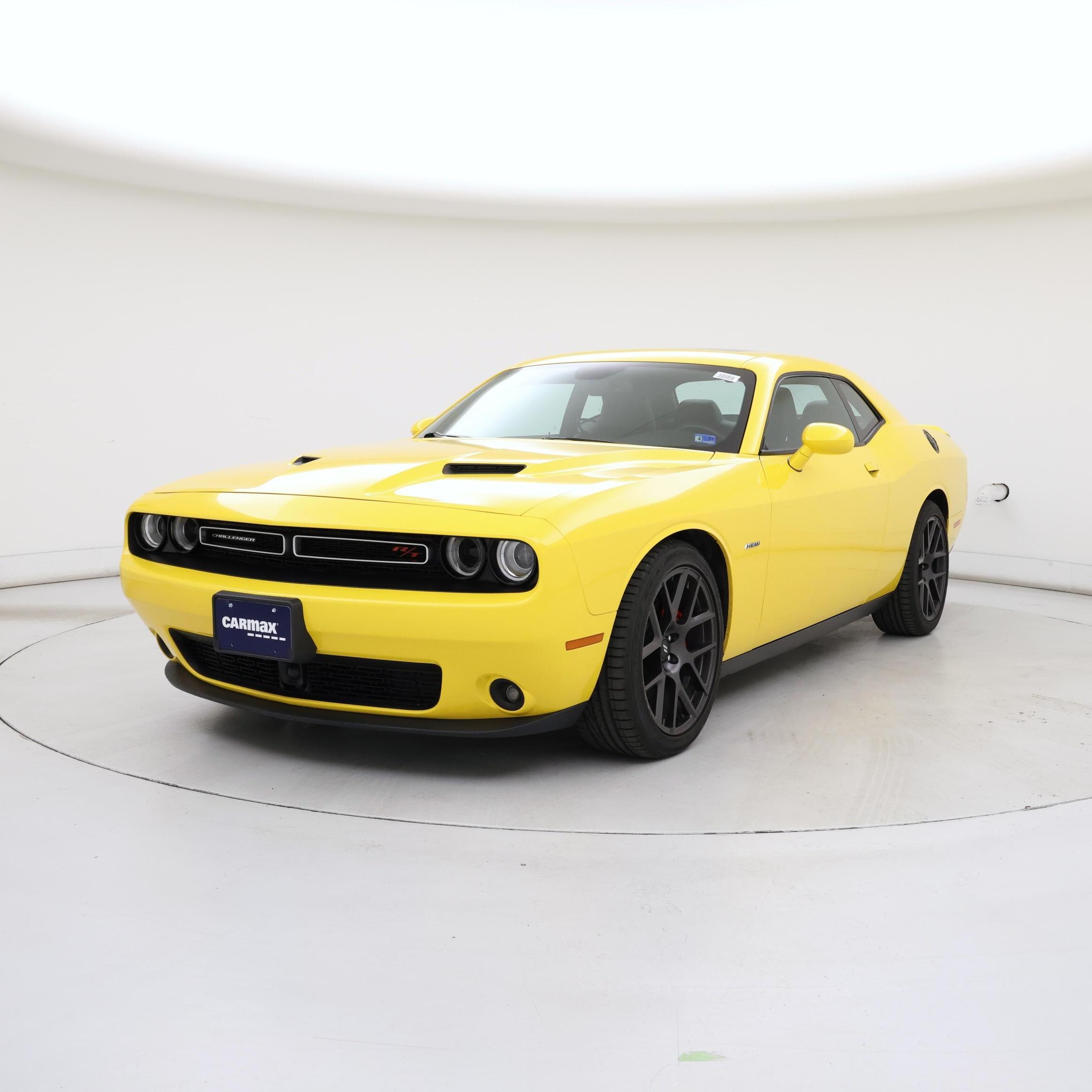 Thumbnail: 2018 Dodge Challenger - 4