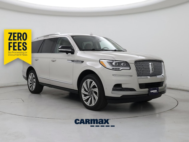 White 2024 Lincoln Navigator Reserve 4WD SUV / Crossover Four-Wheel Drive Automatic