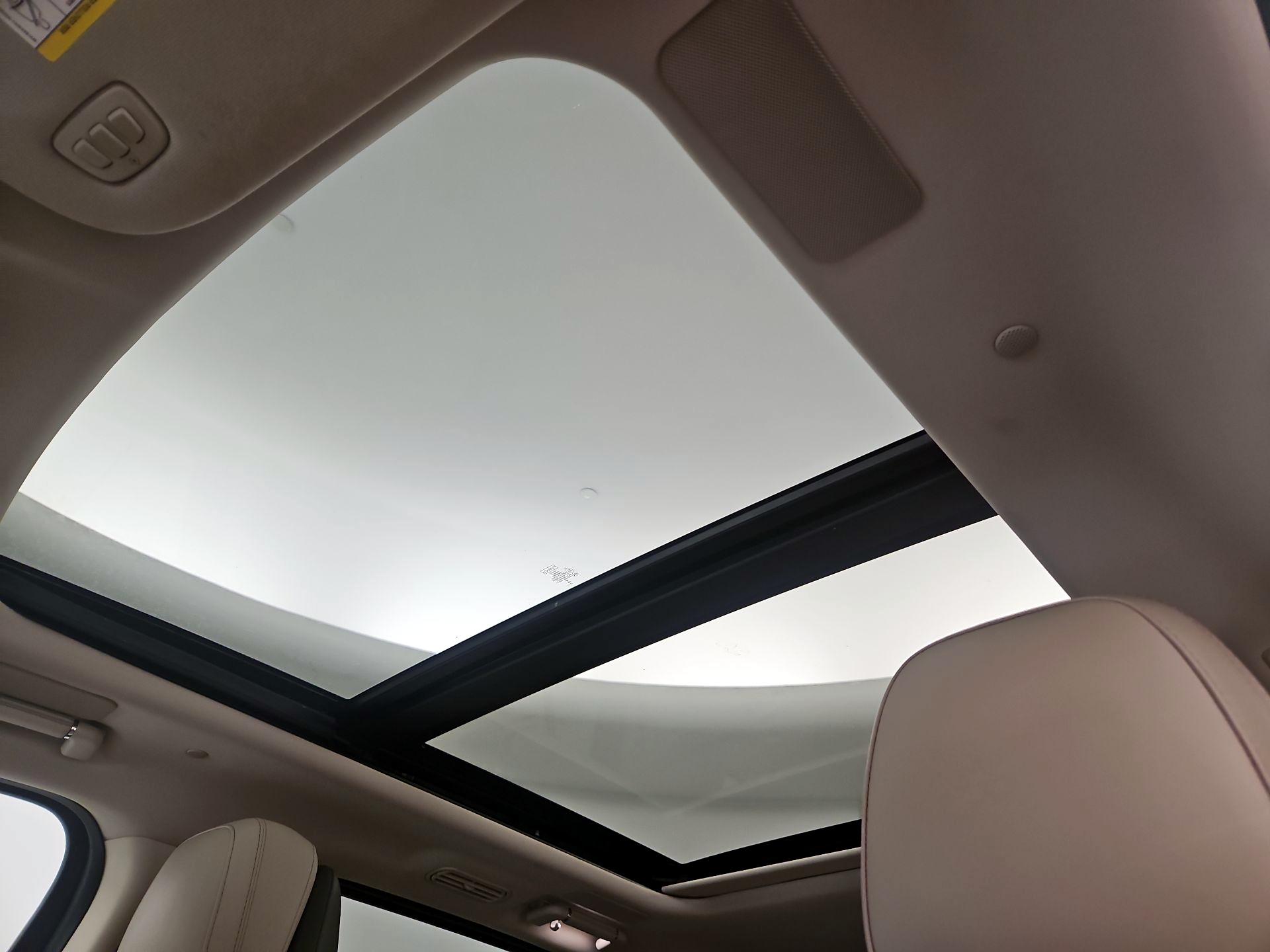 Thumbnail: 2024 Lincoln Navigator - 20