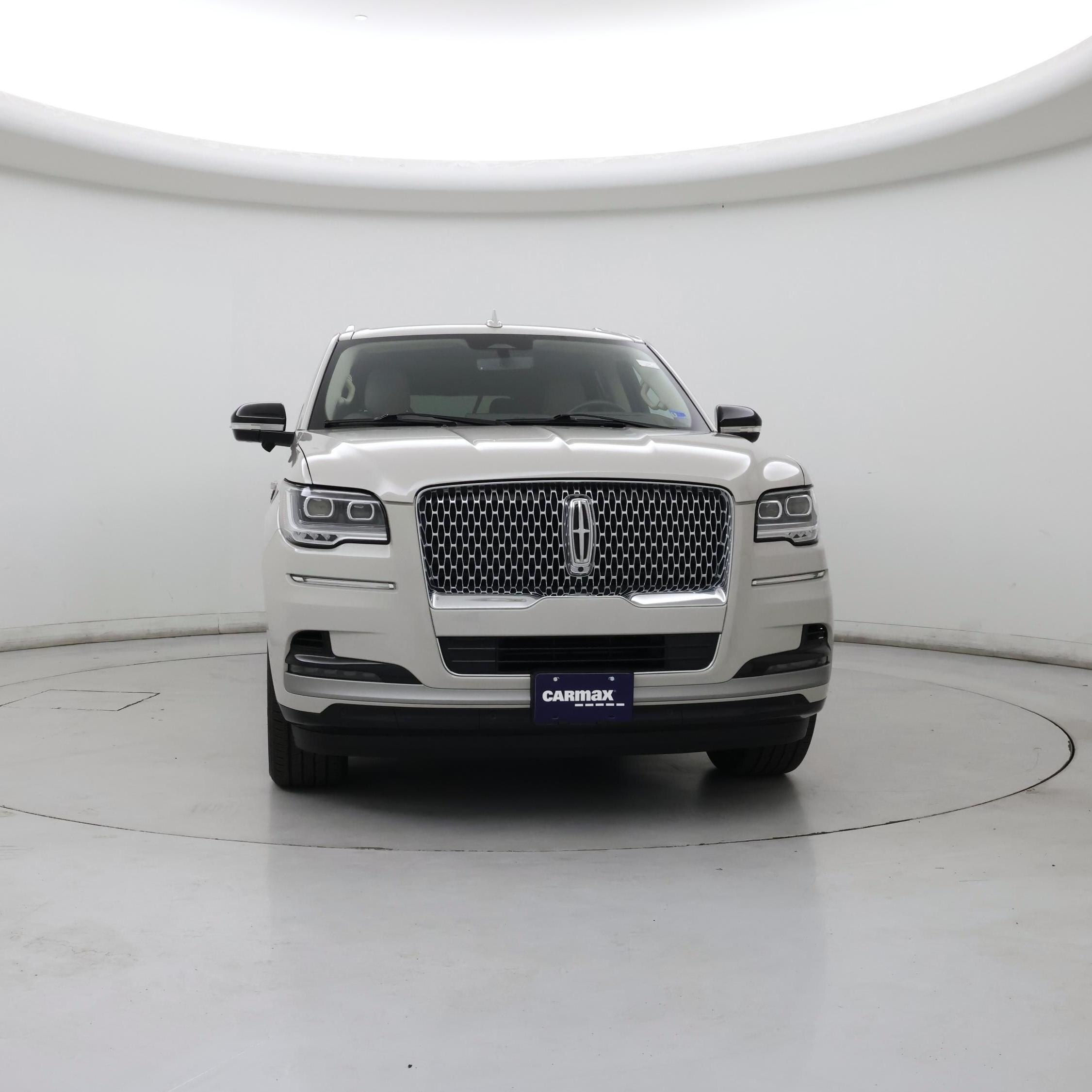Thumbnail: 2024 Lincoln Navigator - 5