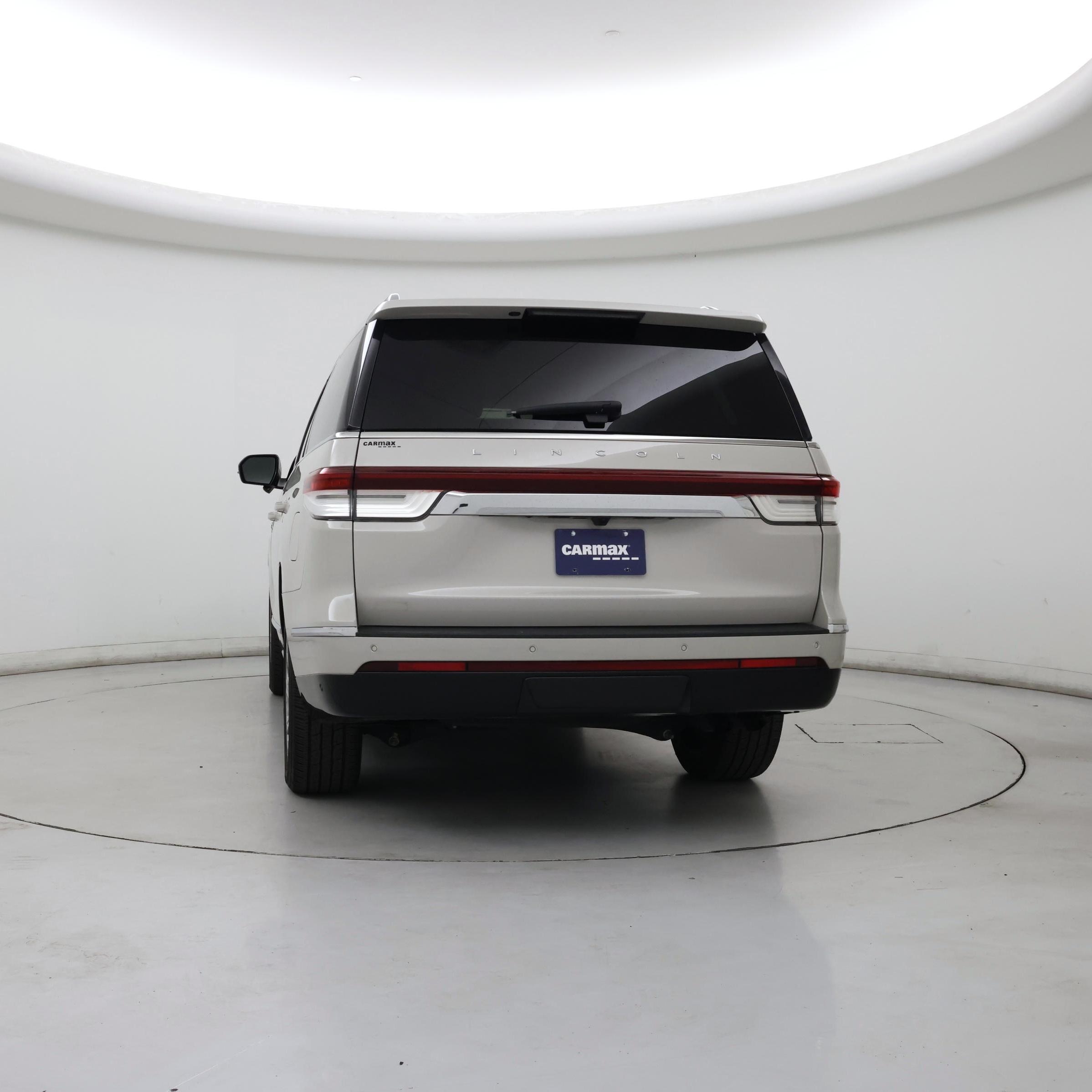 Thumbnail: 2024 Lincoln Navigator - 6