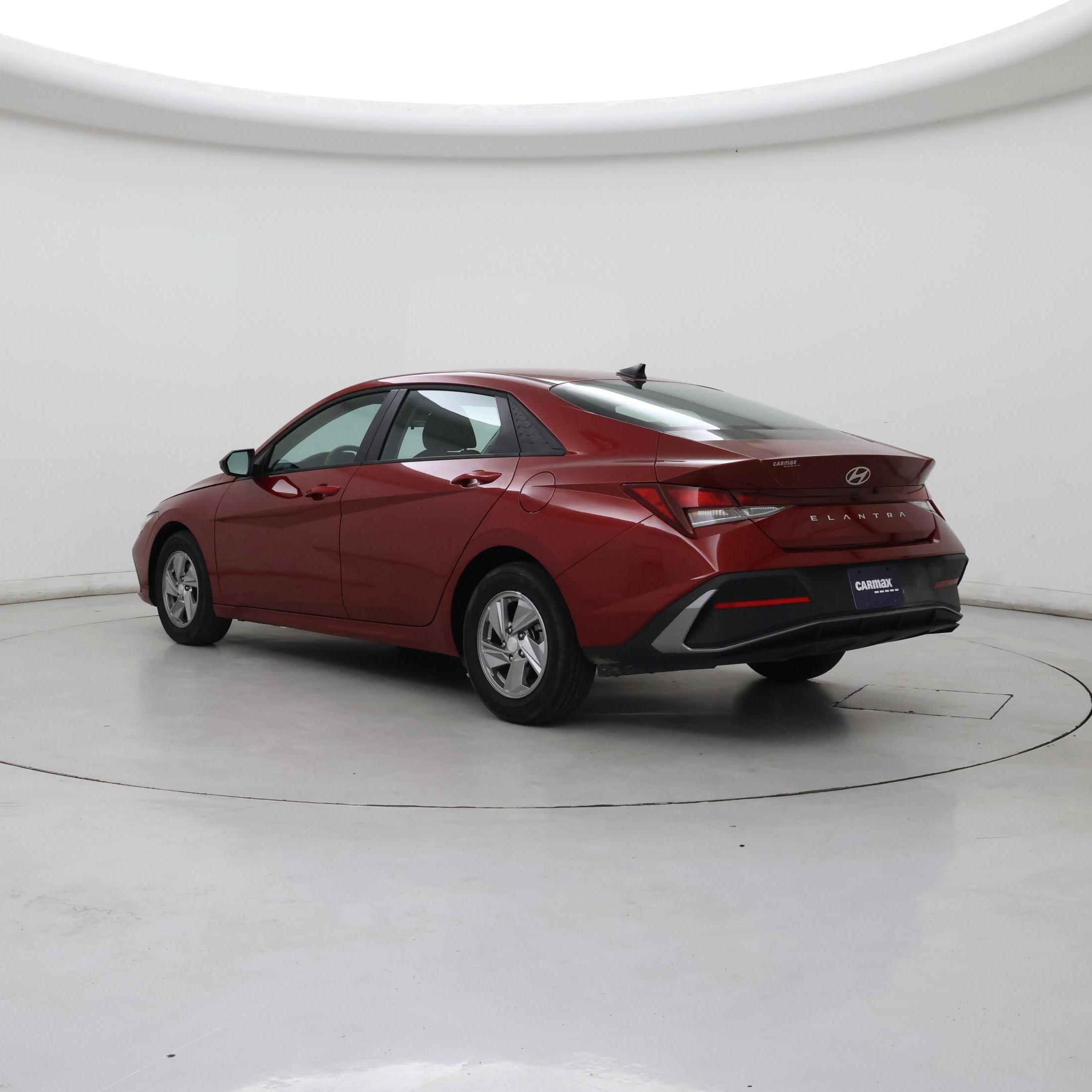 Thumbnail: 2025 Hyundai Elantra - 2