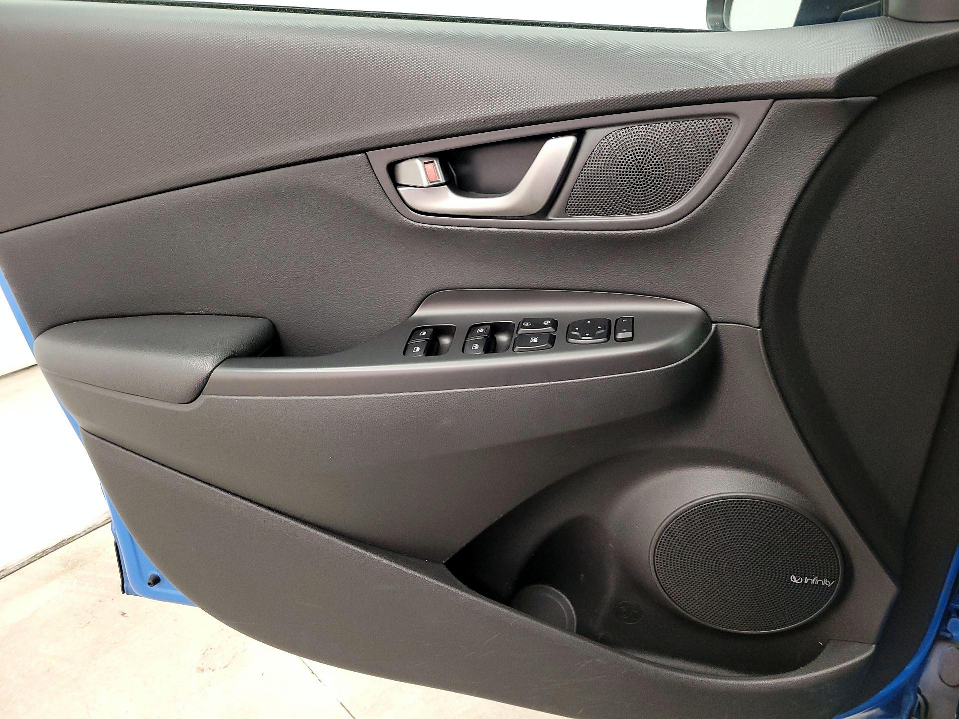 Thumbnail: 2020 Hyundai Kona - 12