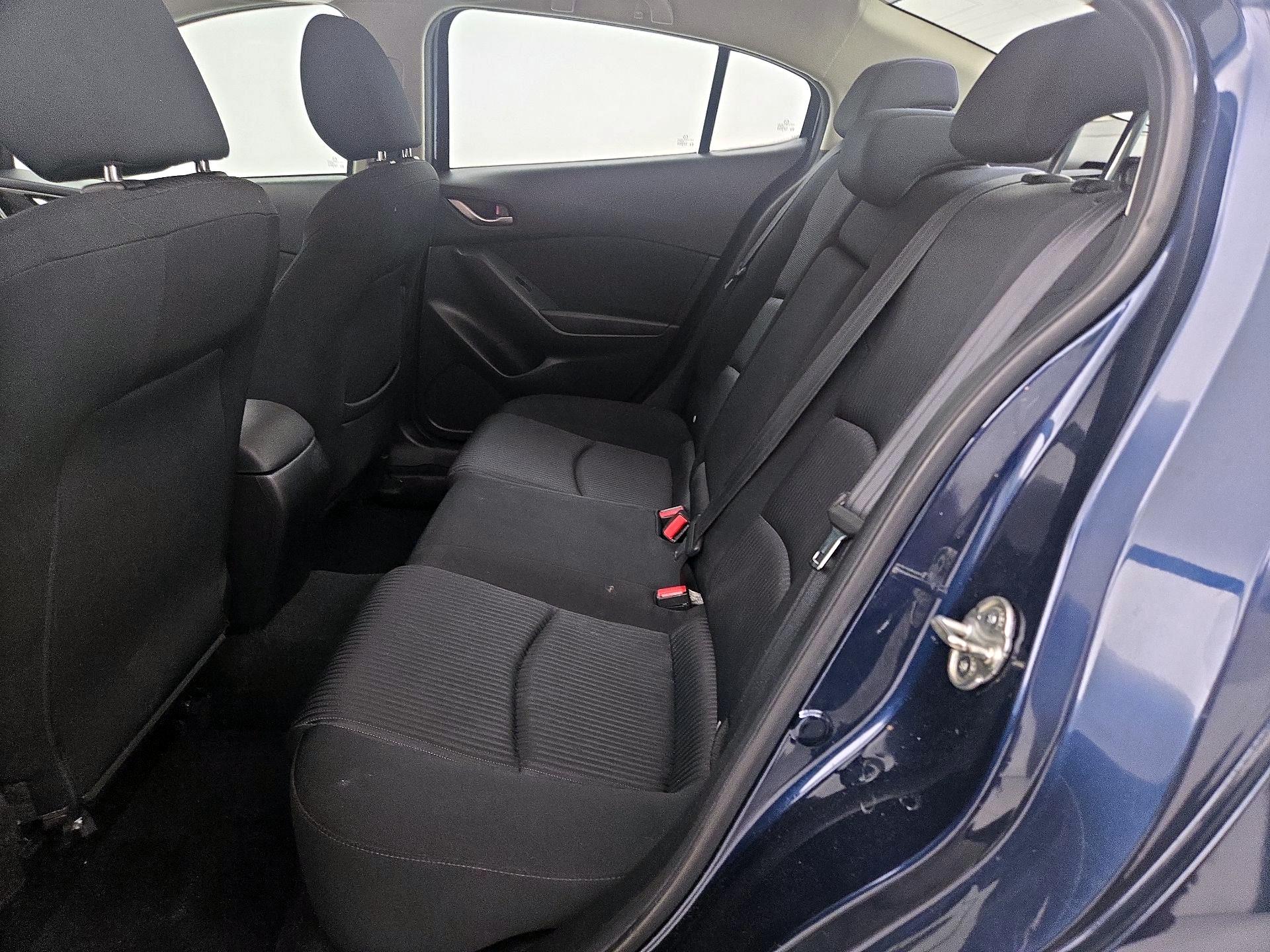Thumbnail: 2016 Mazda Mazda3 - 20