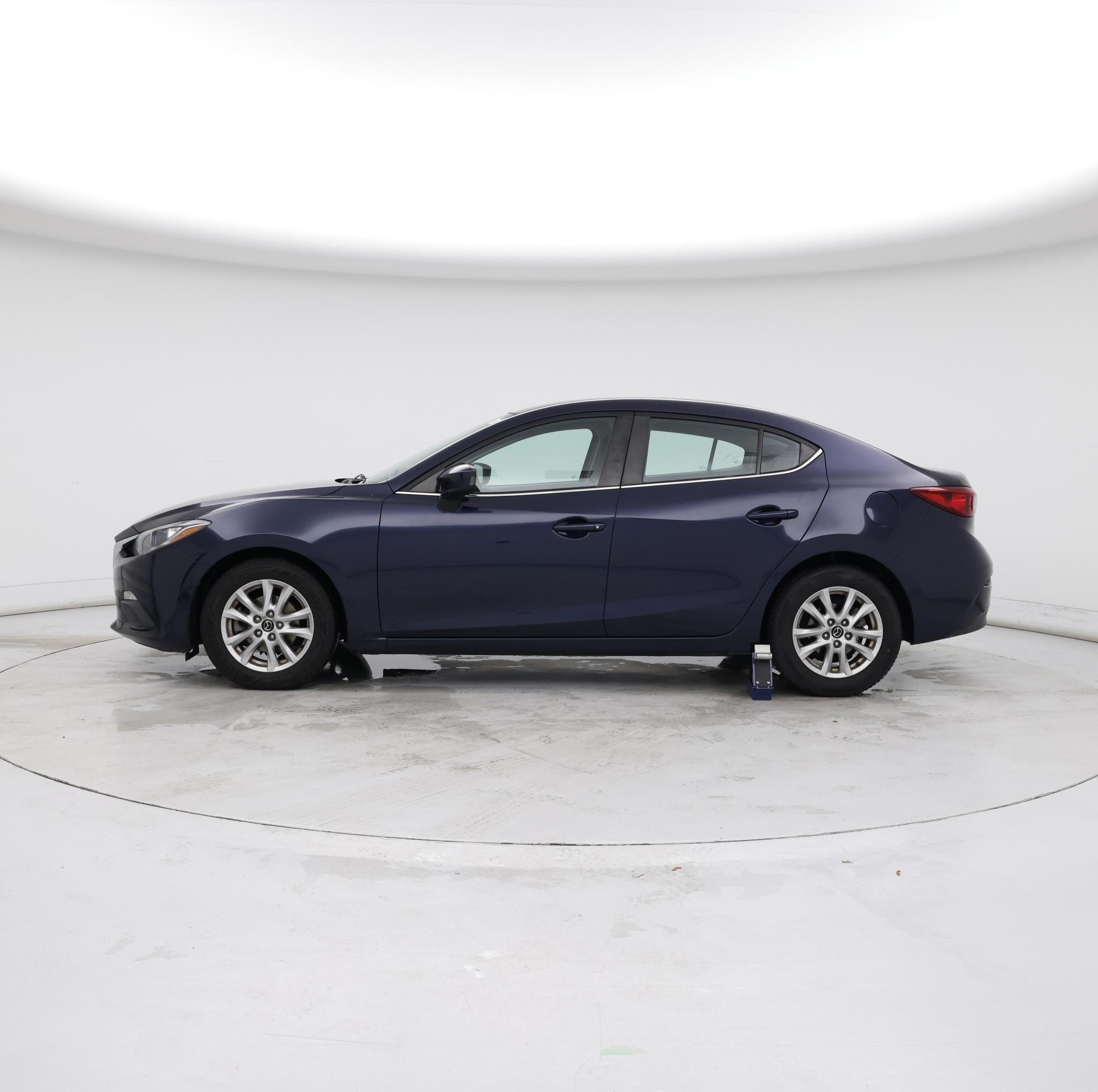 Thumbnail: 2016 Mazda Mazda3 - 3