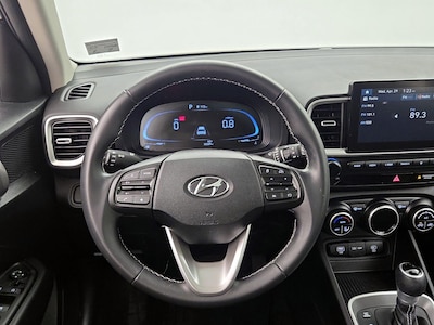 Steering Wheel & Instrument Cluster (On)