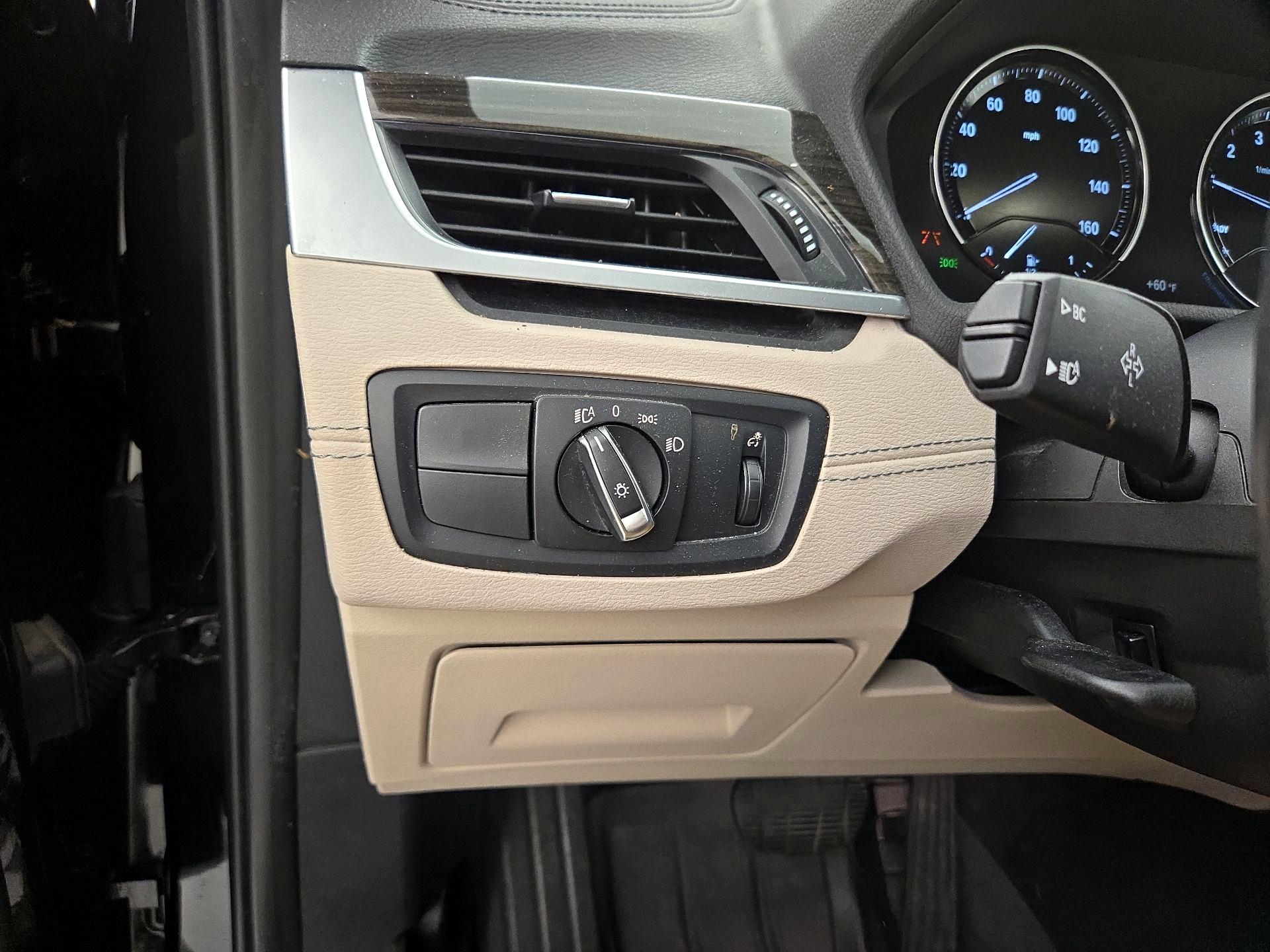 Thumbnail: 2021 BMW X1 - 13
