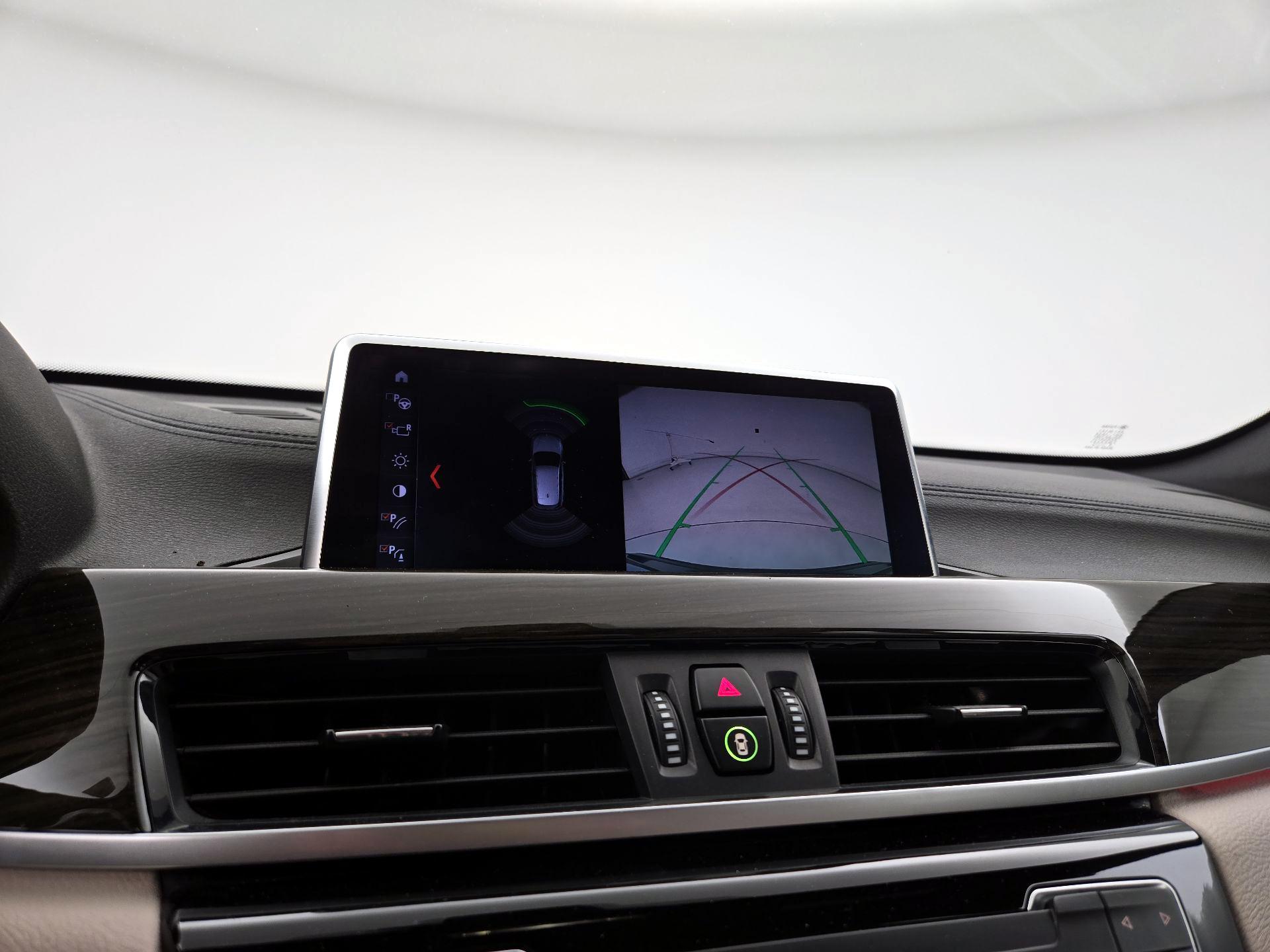 Thumbnail: 2021 BMW X1 - 15