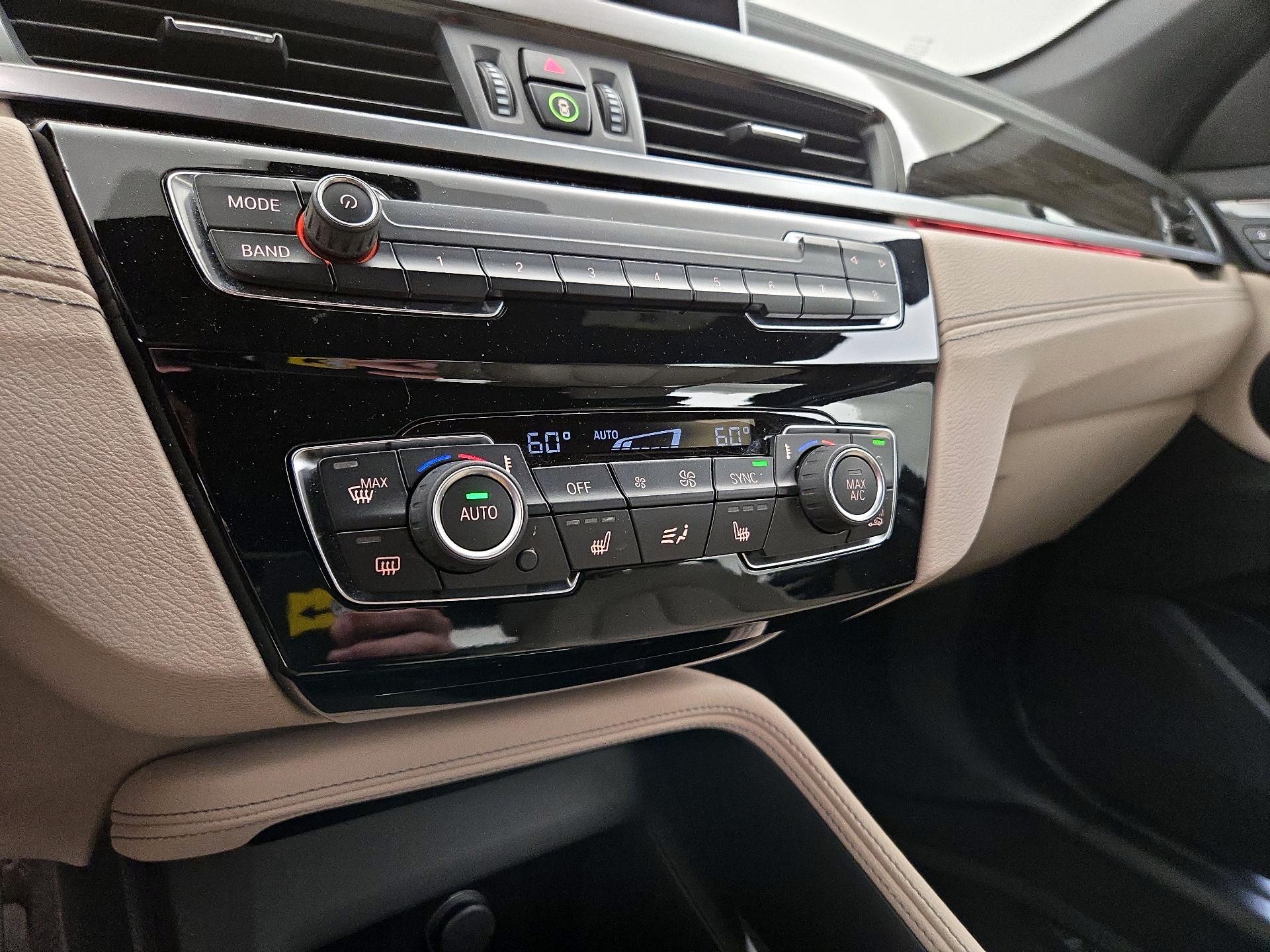 Thumbnail: 2021 BMW X1 - 17