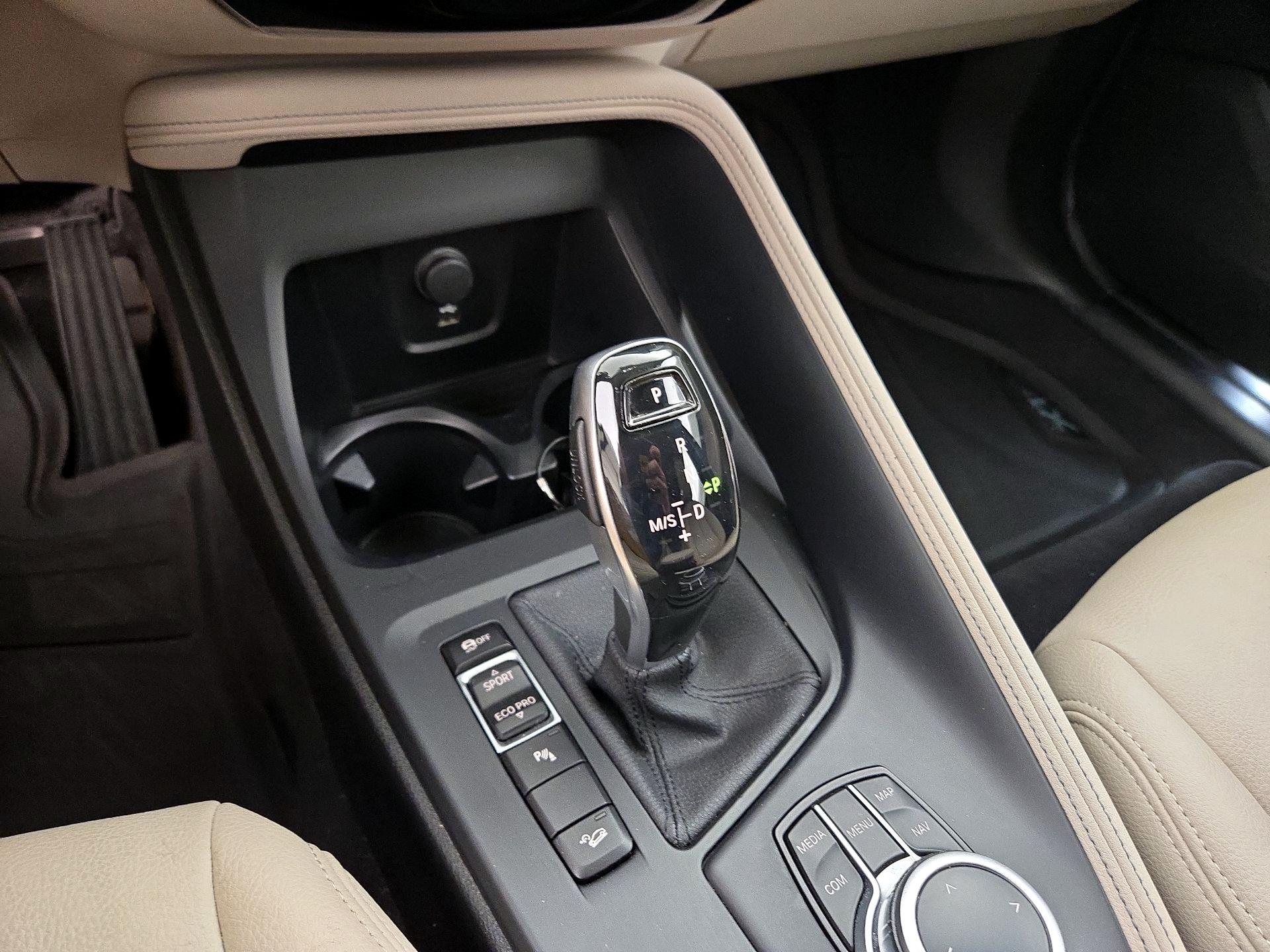 Thumbnail: 2021 BMW X1 - 18