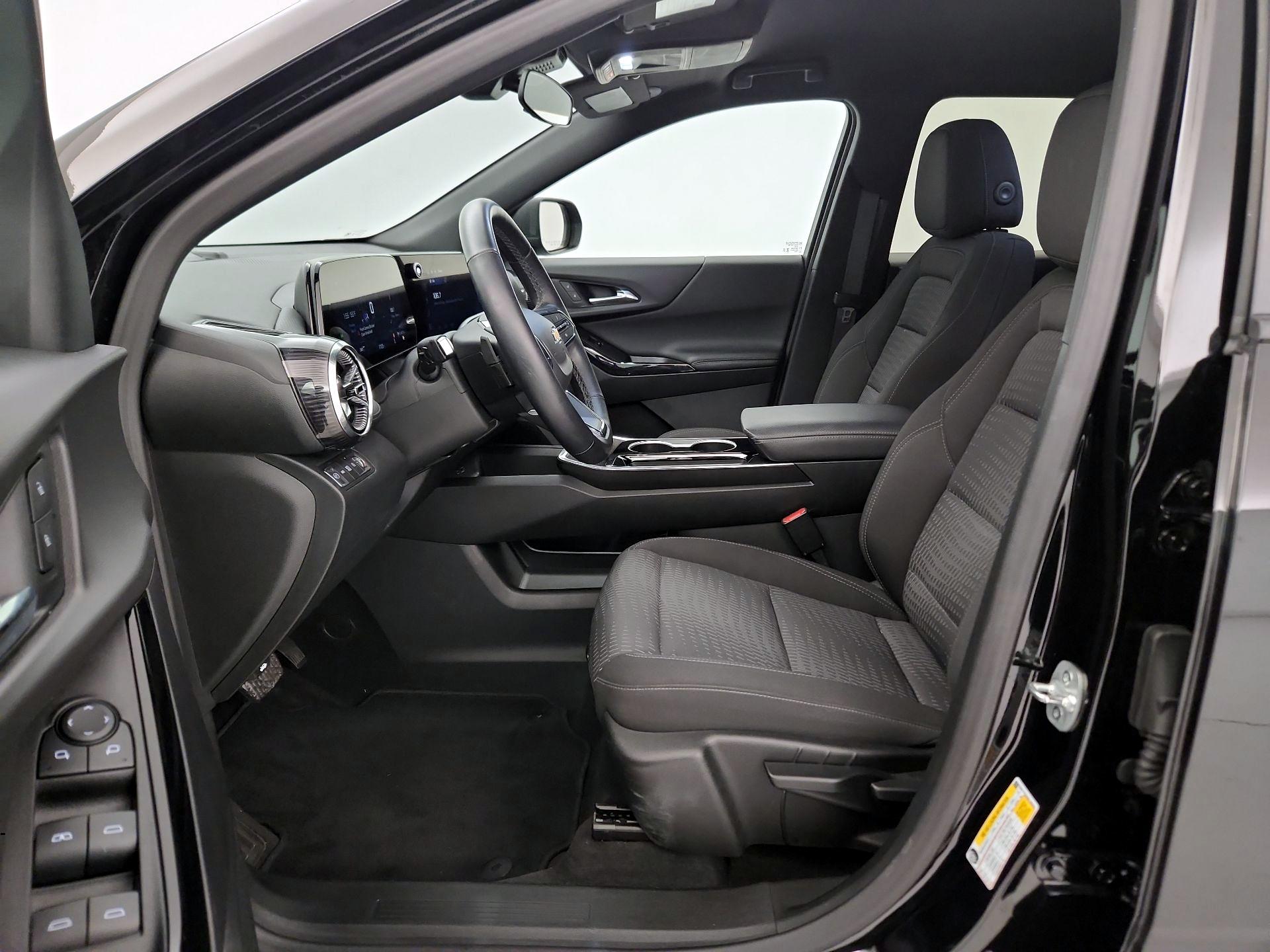 Thumbnail: 2025 Chevrolet Equinox - 11
