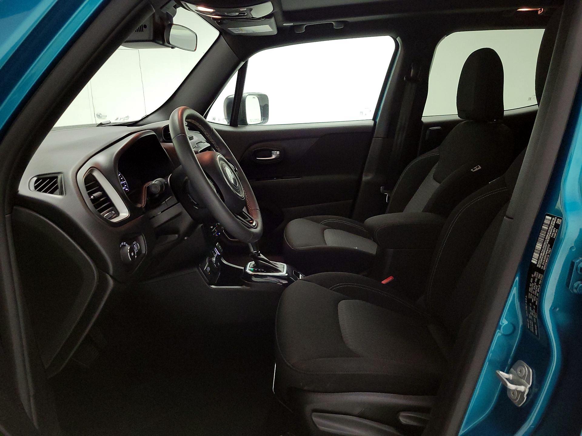 Thumbnail: 2021 Jeep Renegade - 11