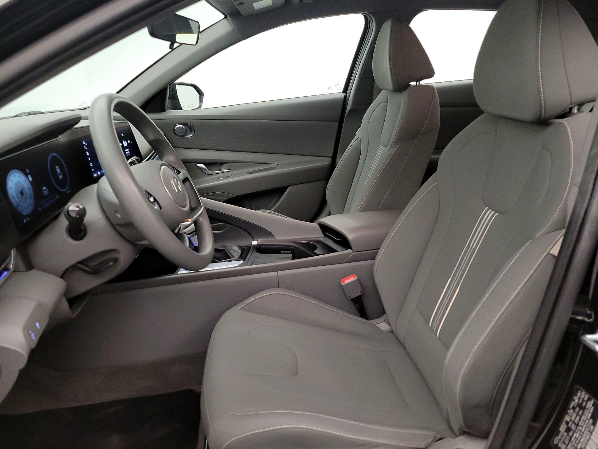 Thumbnail: 2024 Hyundai Elantra - 11