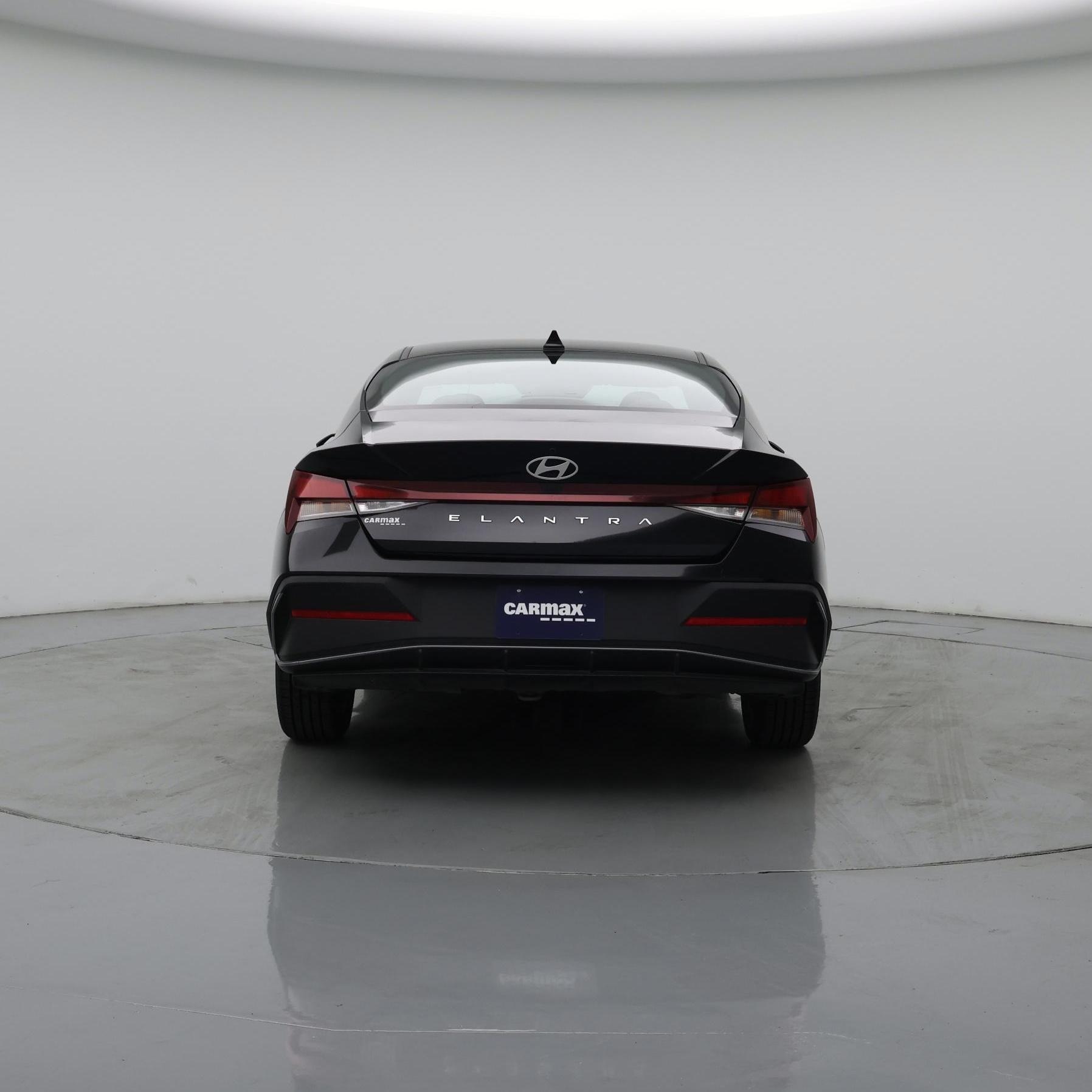 Thumbnail: 2024 Hyundai Elantra - 6