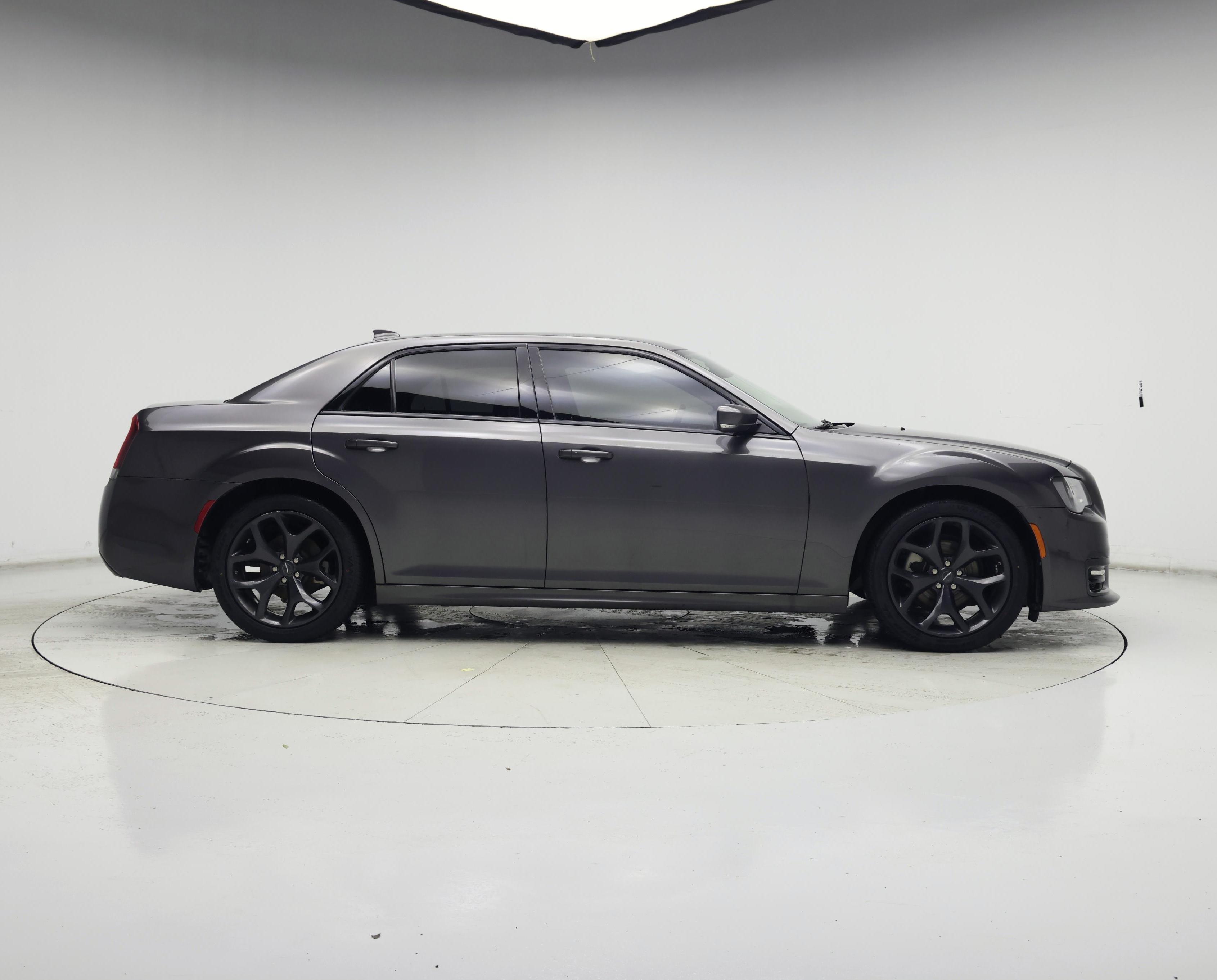 Thumbnail: 2023 Chrysler 300 - 7