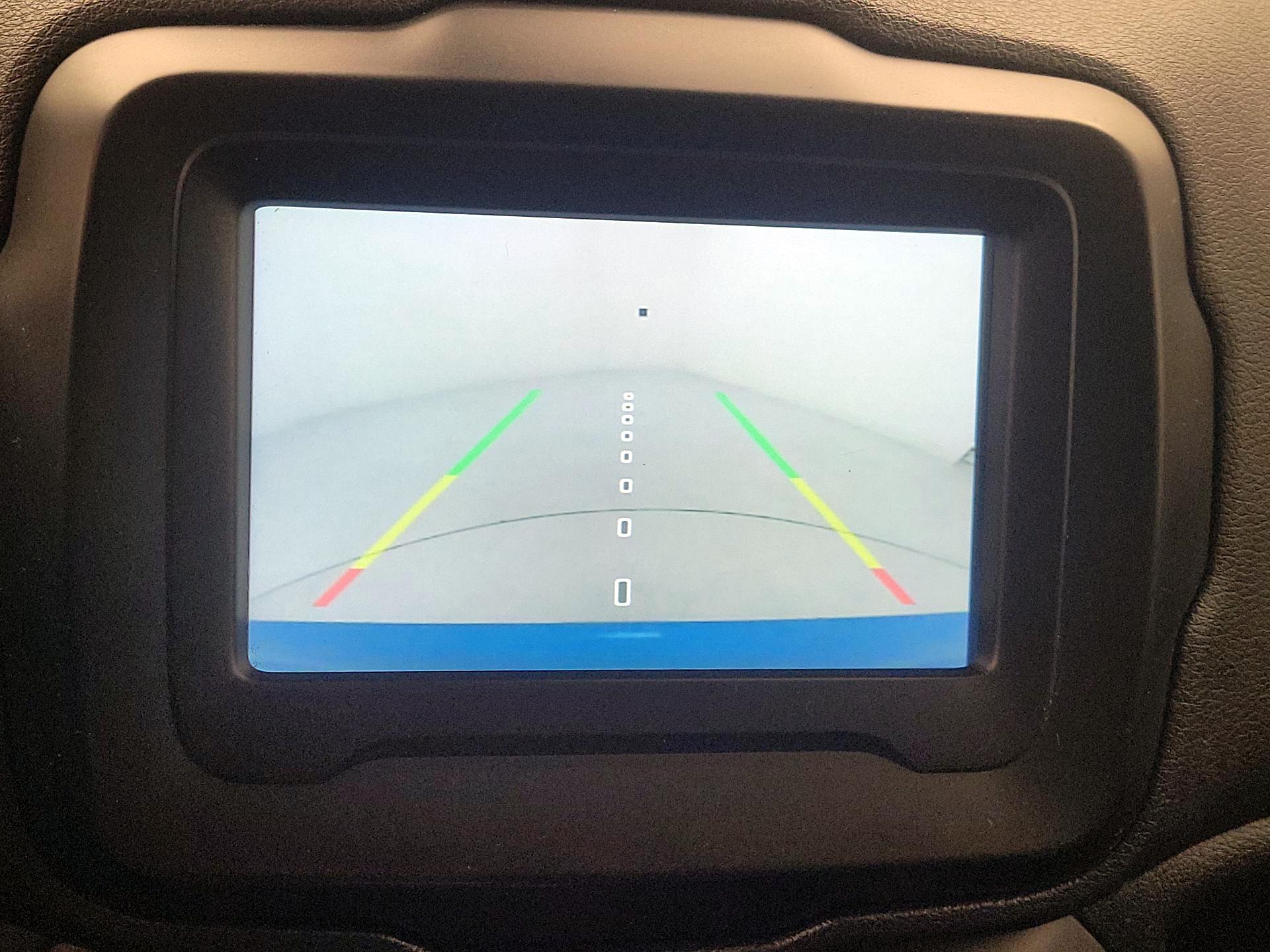 Thumbnail: 2020 Jeep Renegade - 14