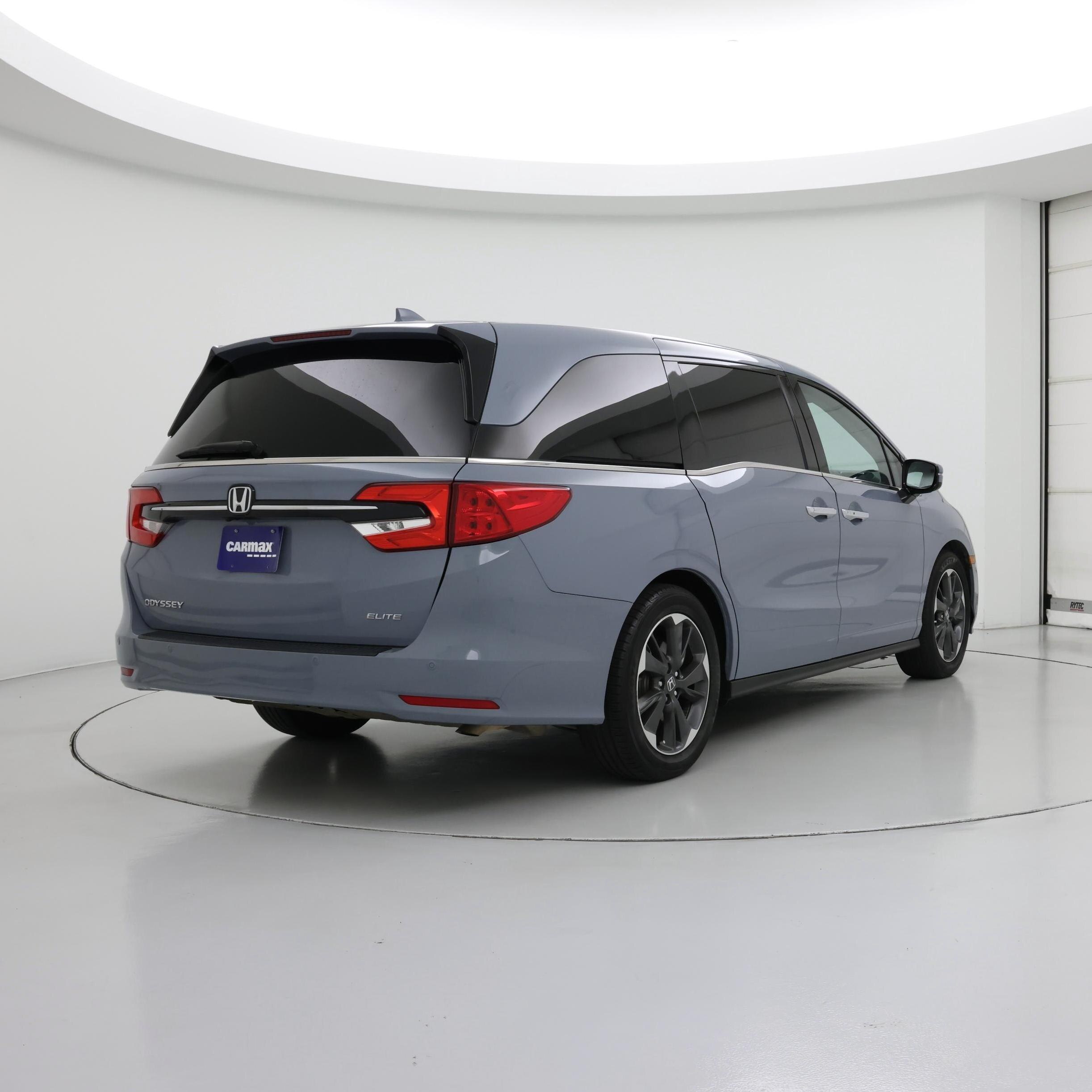 Thumbnail: 2023 Honda Odyssey - 8