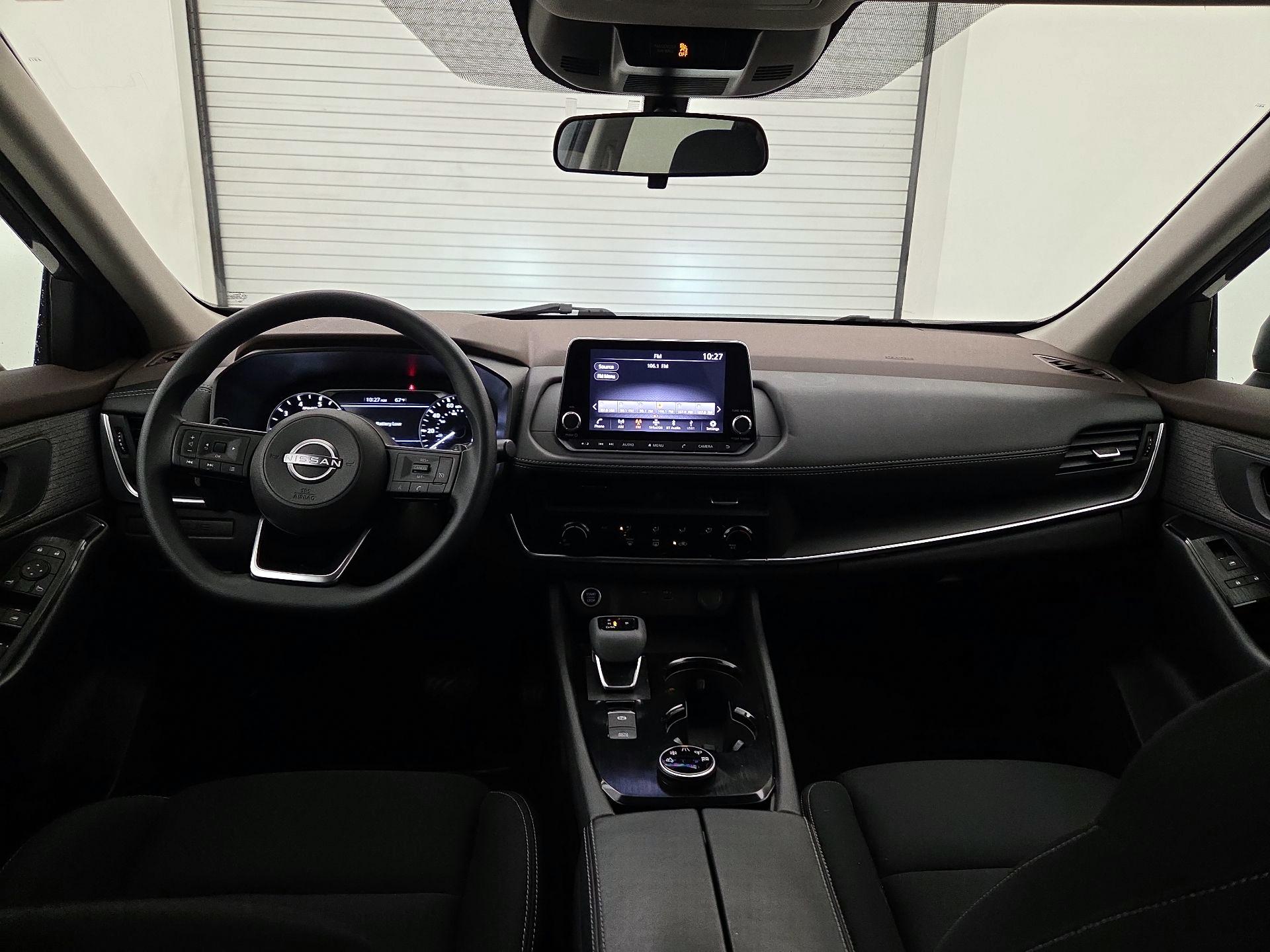 Thumbnail: 2023 Nissan Rogue - 9
