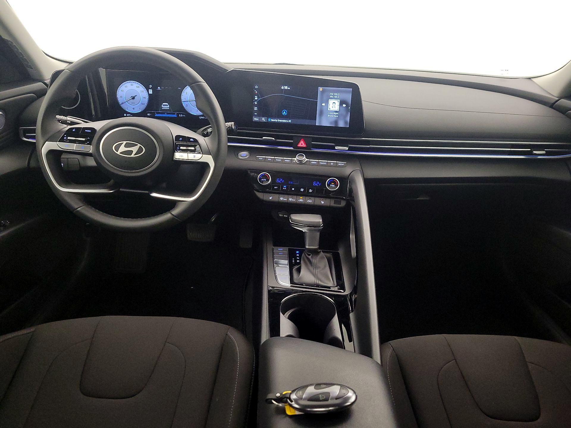 Thumbnail: 2025 Hyundai Elantra - 9