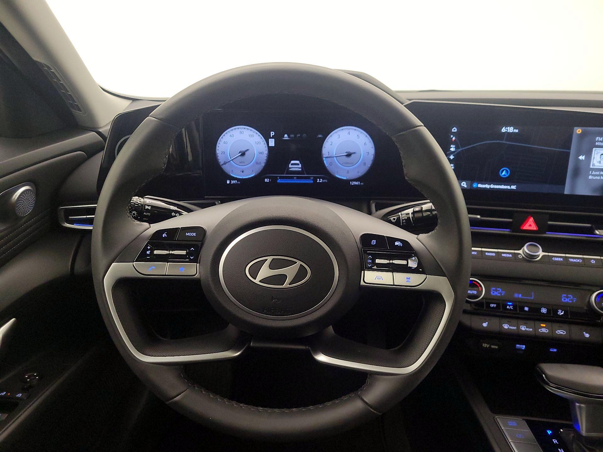 Thumbnail: 2025 Hyundai Elantra - 10