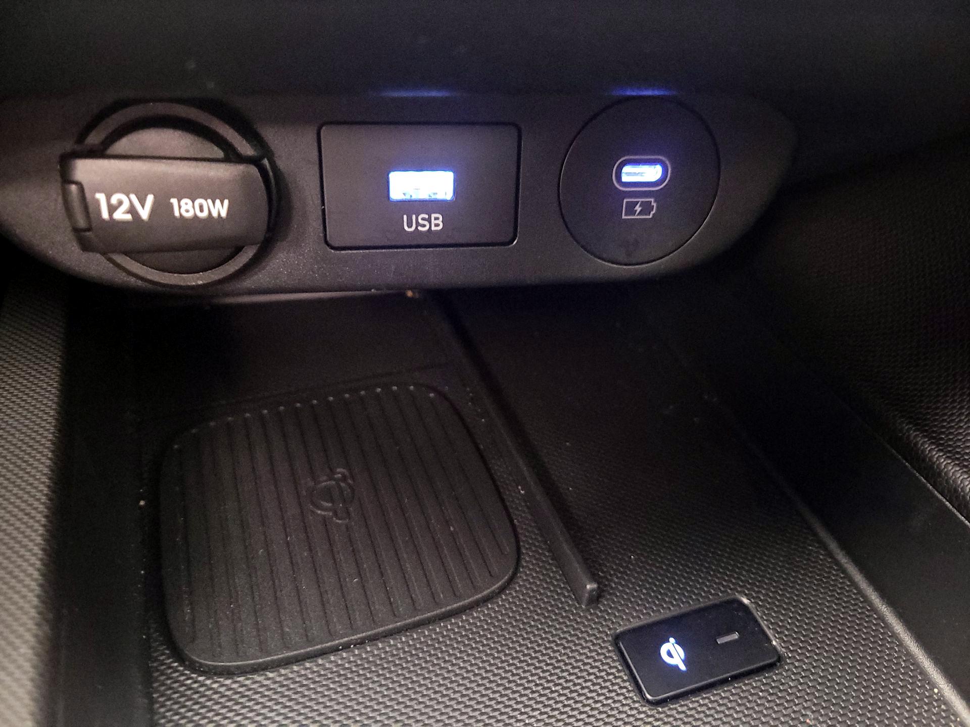 Thumbnail: 2025 Hyundai Elantra - 19