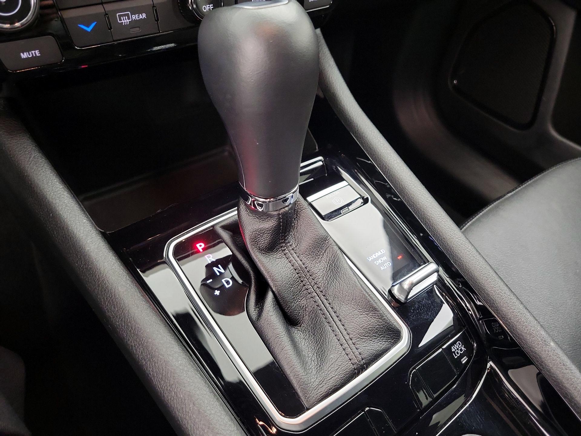 Thumbnail: 2023 Jeep Compass - 17