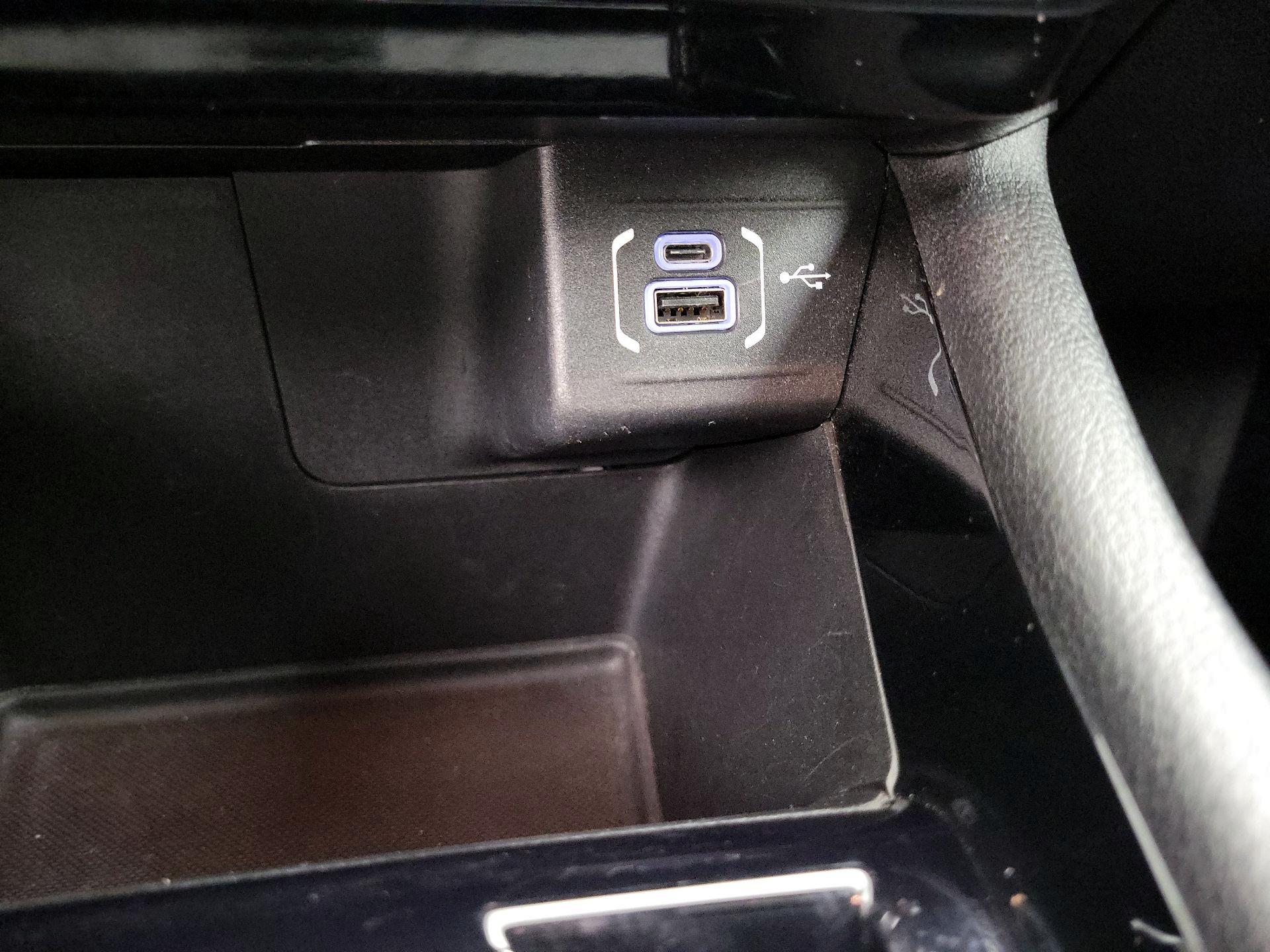 Thumbnail: 2023 Jeep Compass - 18