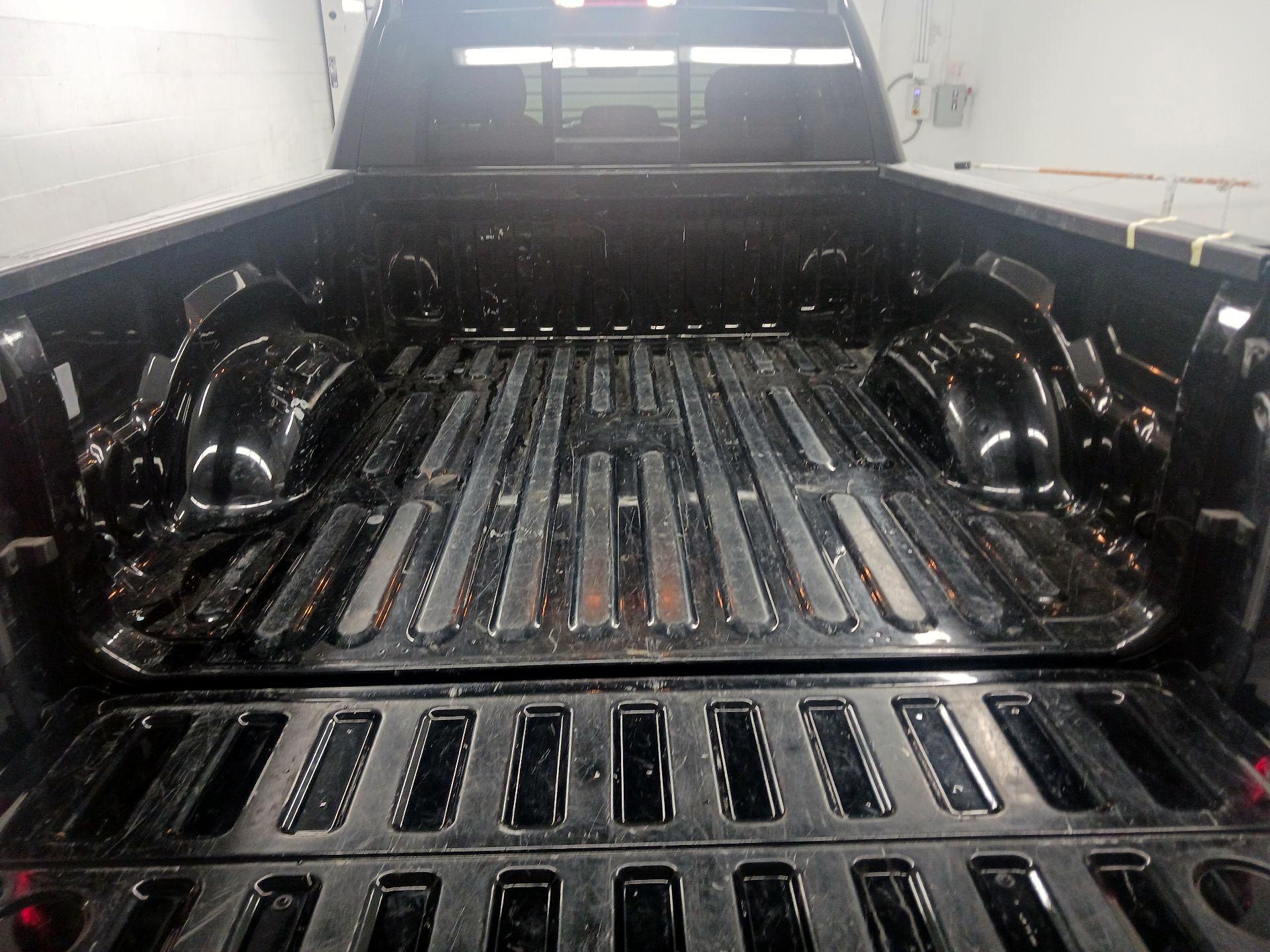 Thumbnail: 2025 RAM 1500 - 19