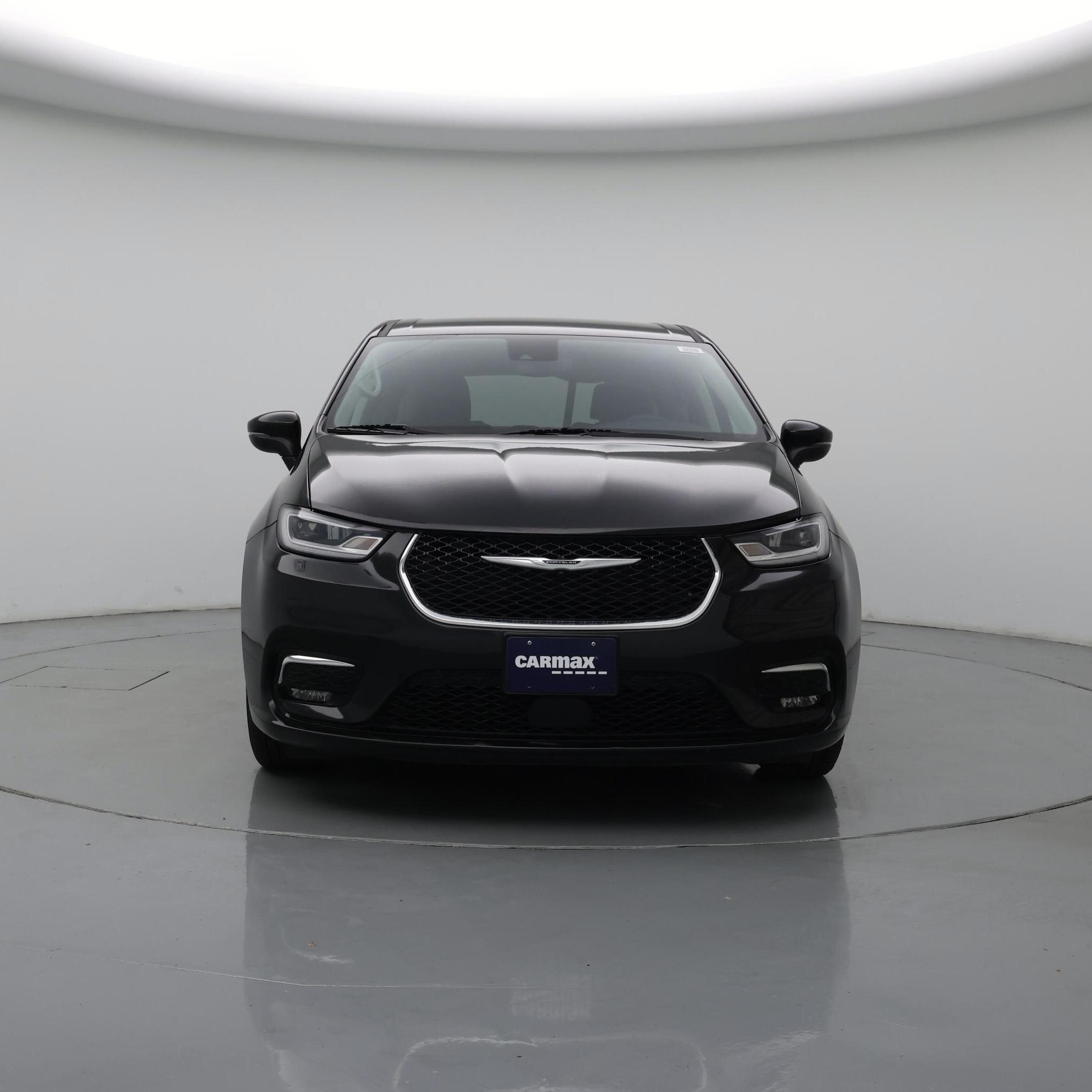 Thumbnail: 2023 Chrysler Pacifica - 5