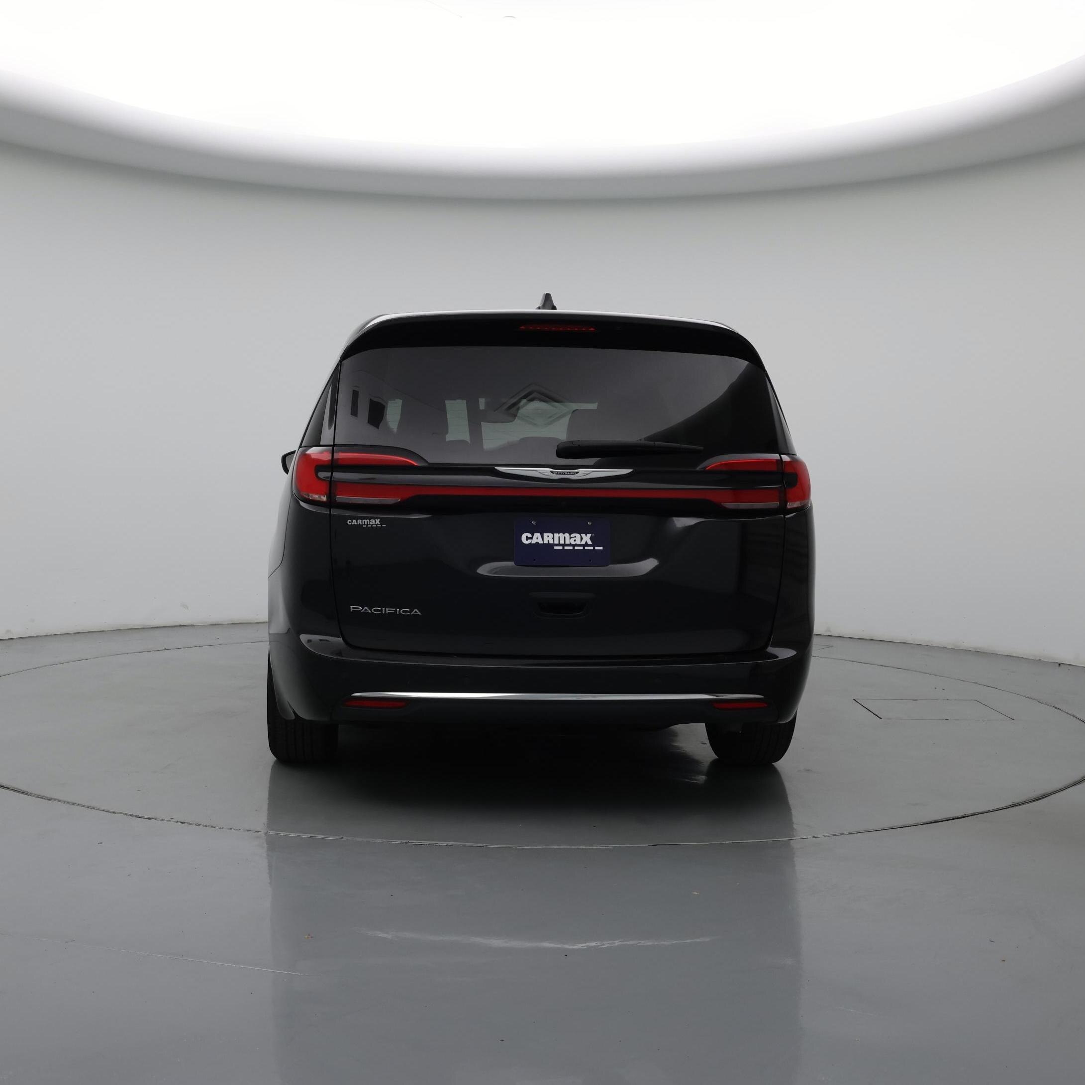 Thumbnail: 2023 Chrysler Pacifica - 6