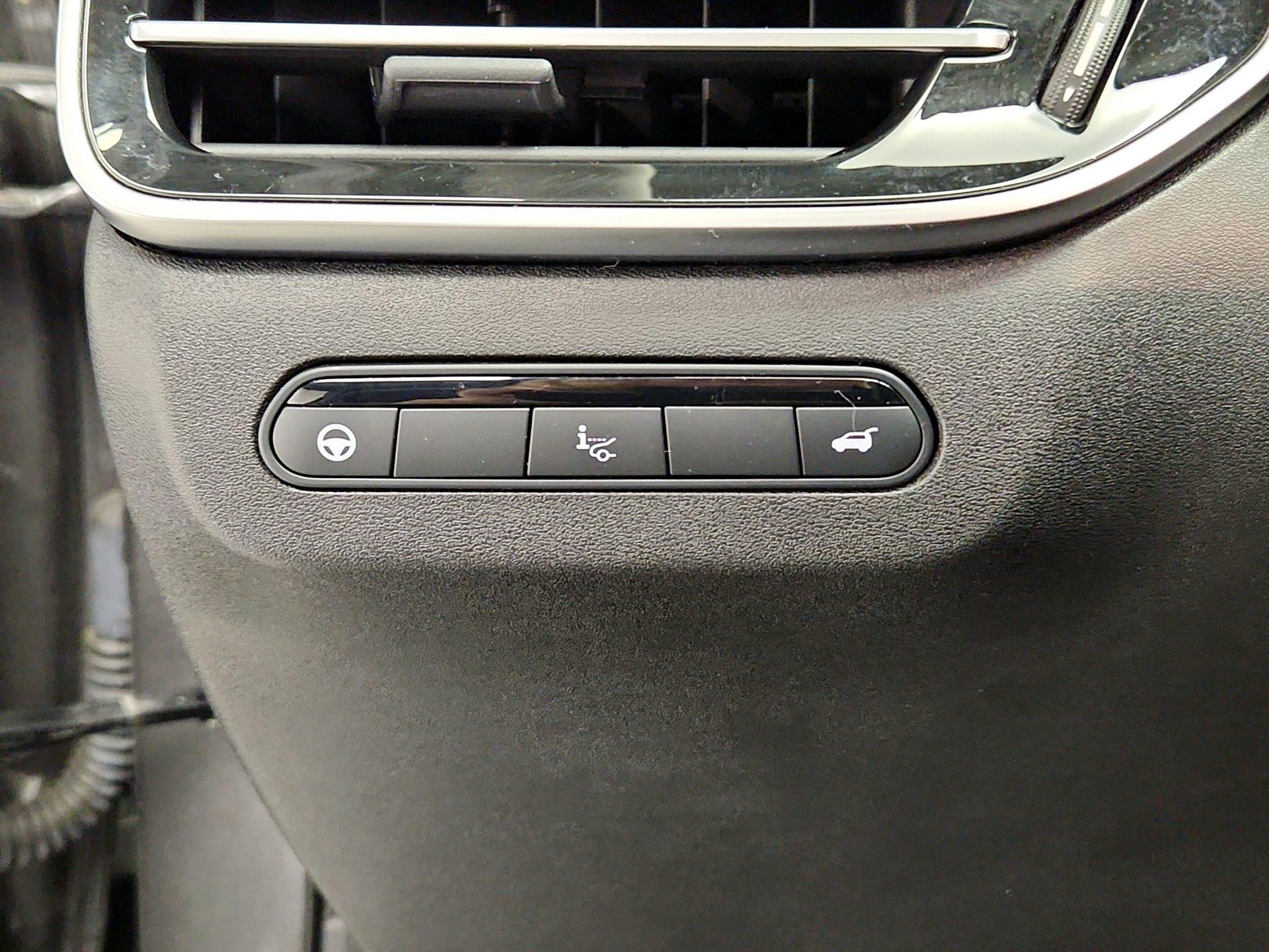 Thumbnail: 2023 INFINITI QX60 - 13