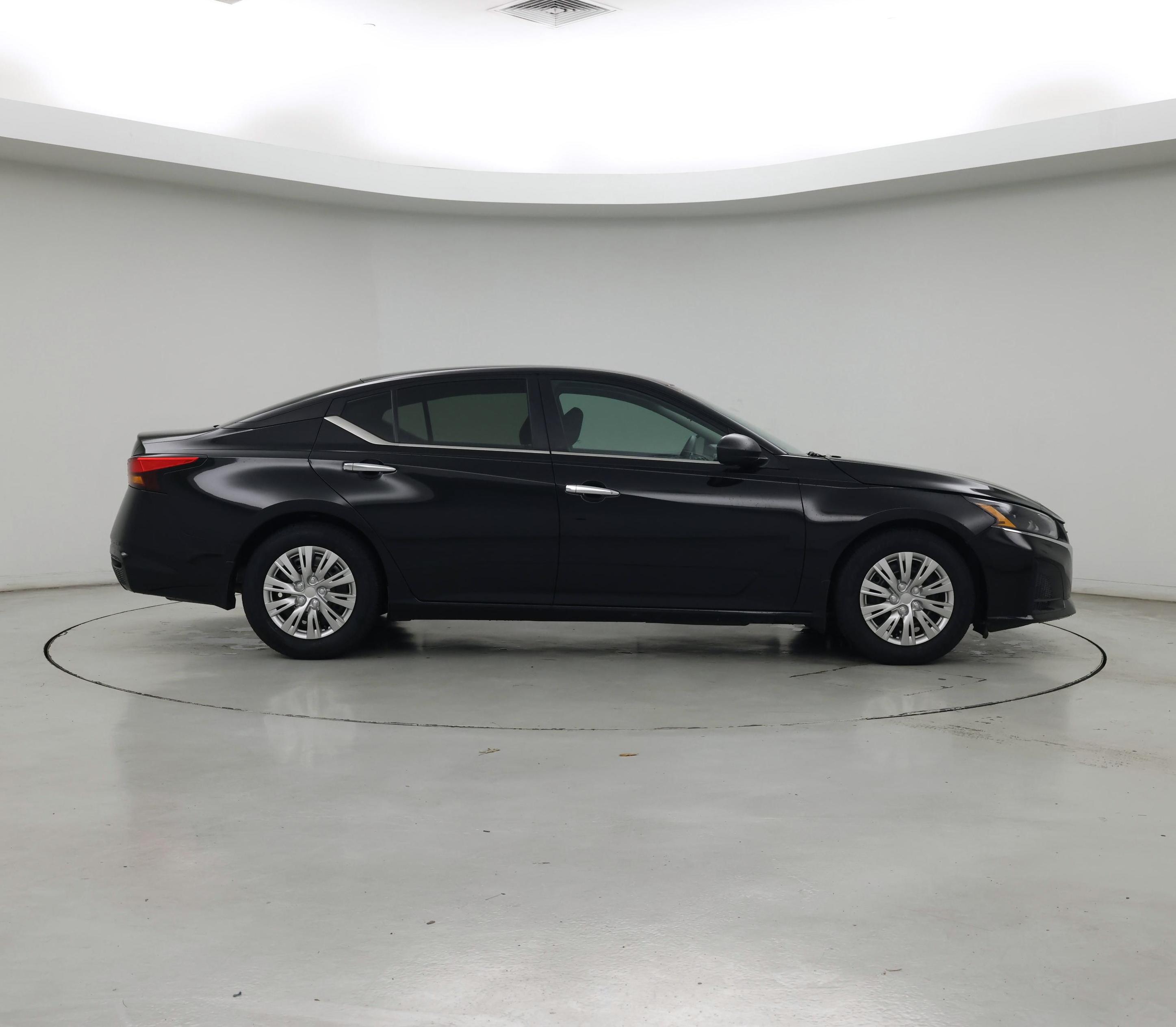 Thumbnail: 2024 Nissan Altima - 7