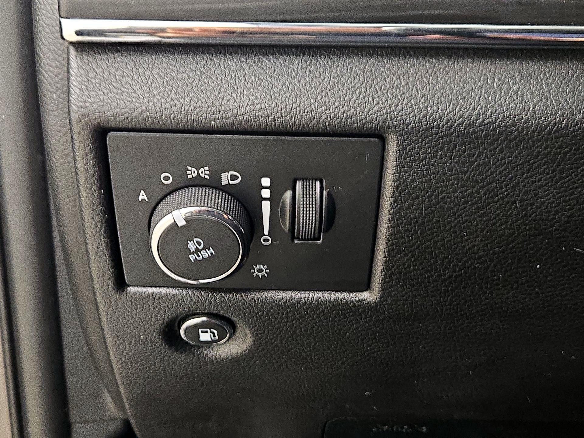 Thumbnail: 2021 Jeep Grand Cherokee - 13