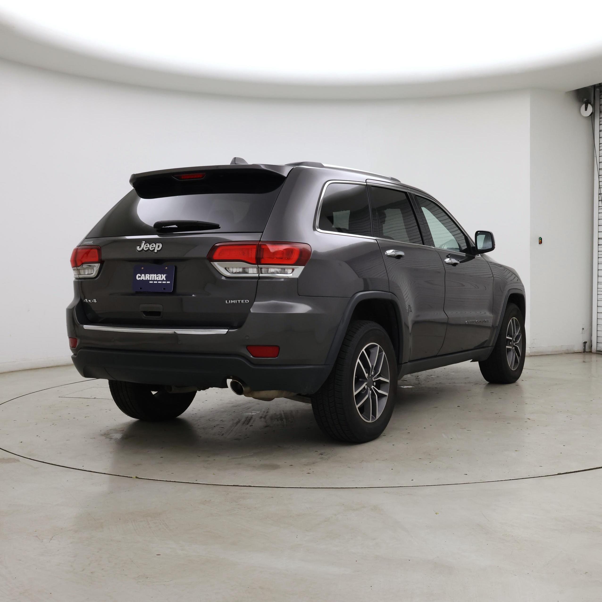 Thumbnail: 2021 Jeep Grand Cherokee - 8
