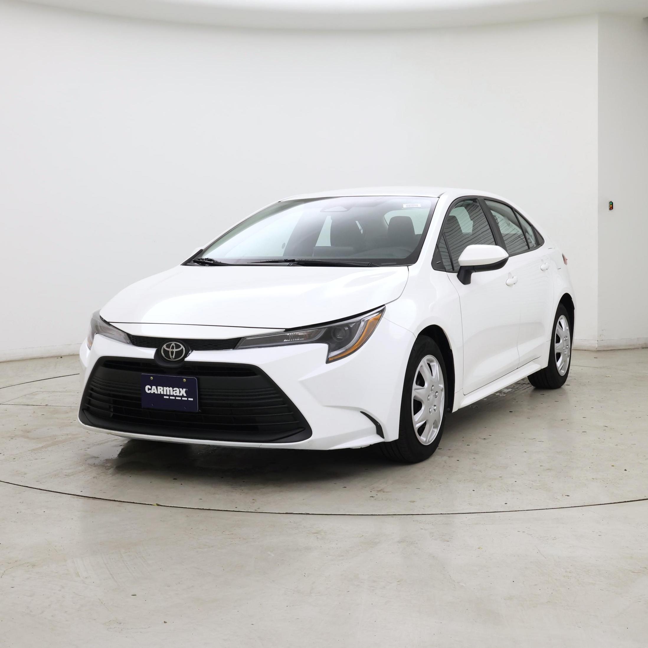 Thumbnail: 2023 Toyota Corolla - 4