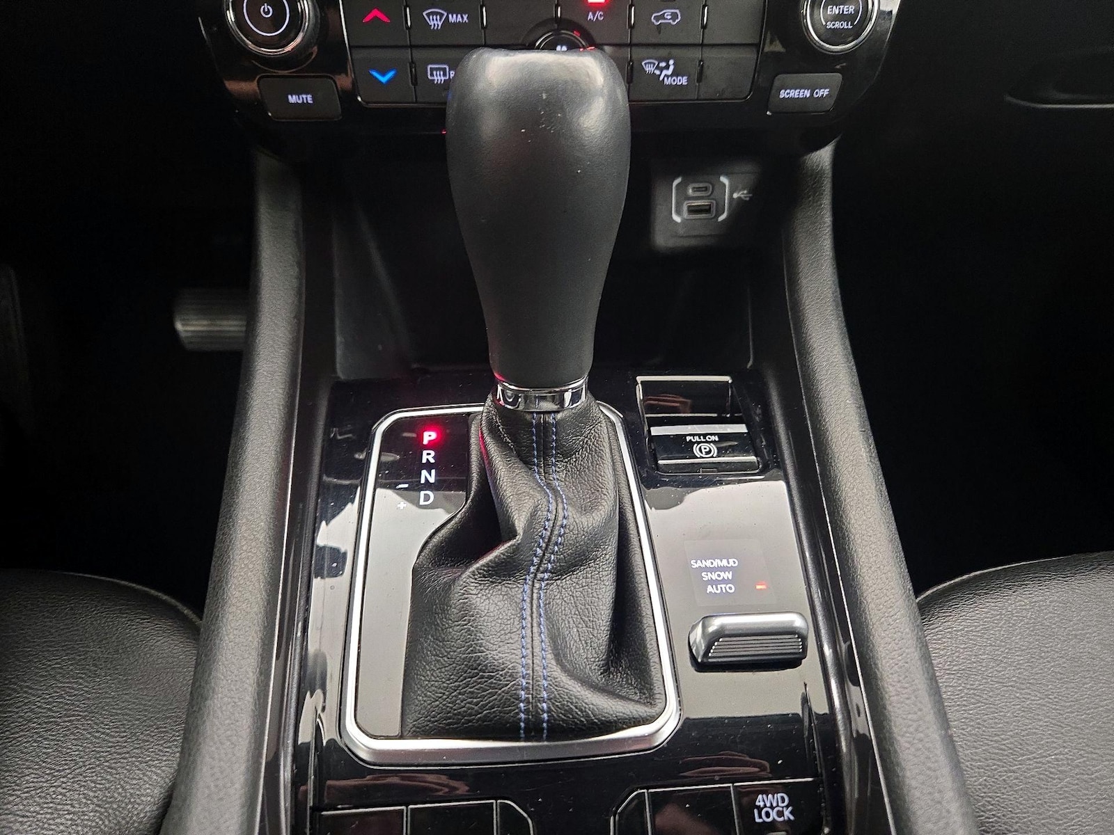 2022 Jeep Compass Latitude - Photo 18