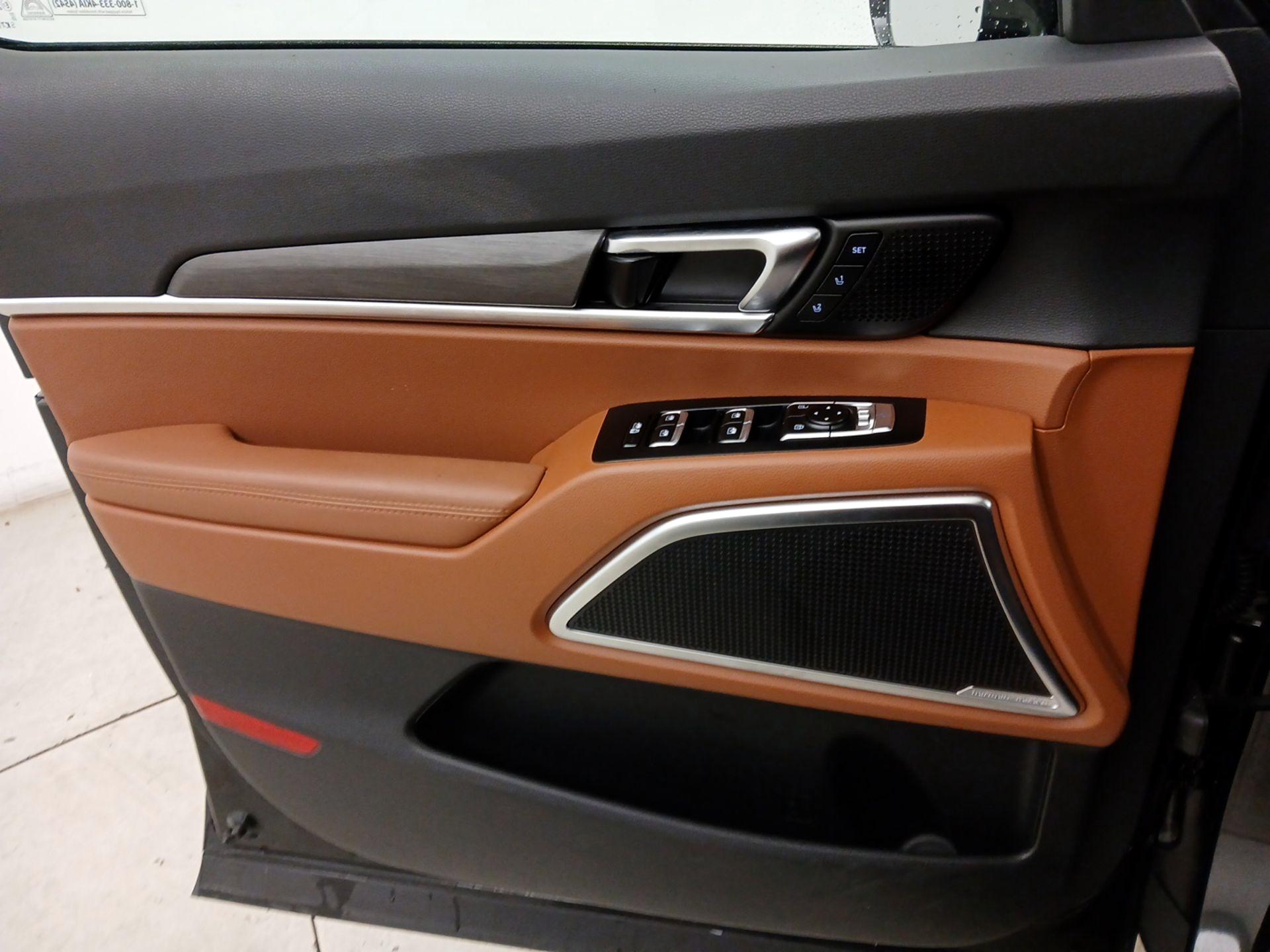 Thumbnail: 2023 Kia Telluride - 12