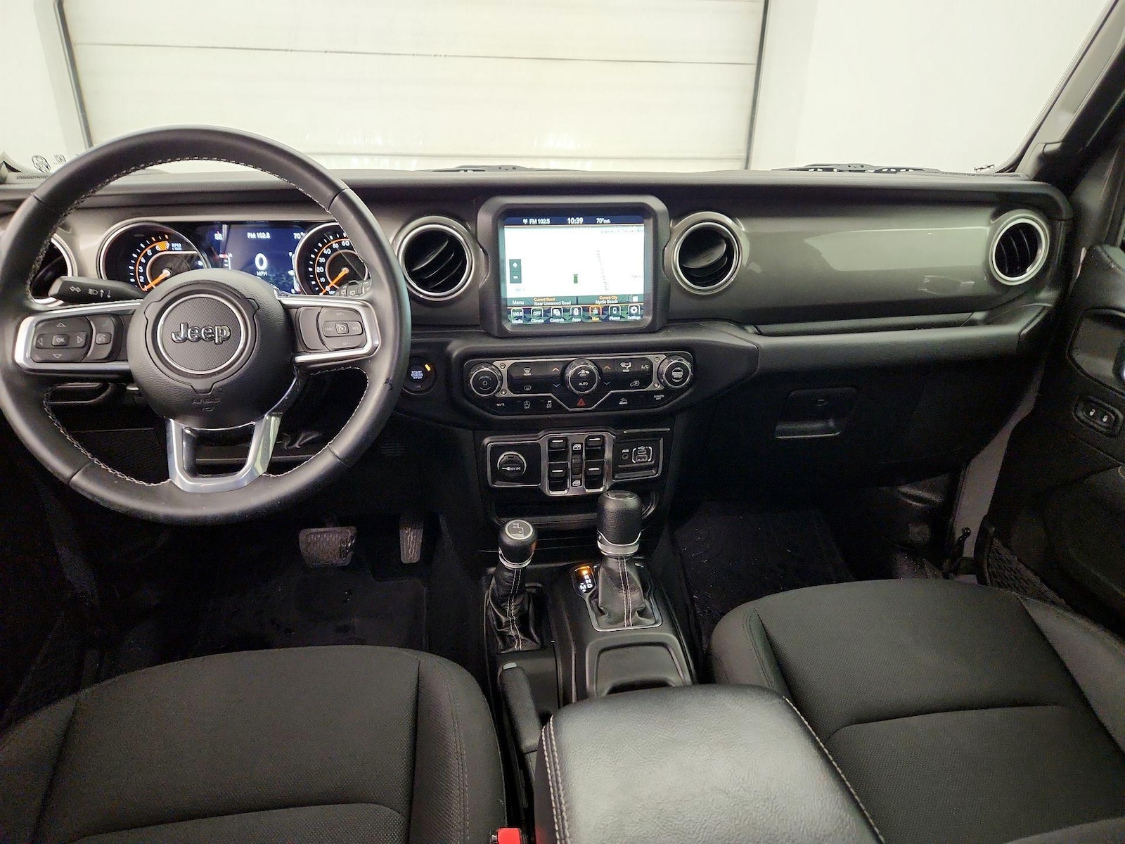 Apple CarPlay® & Android Auto™