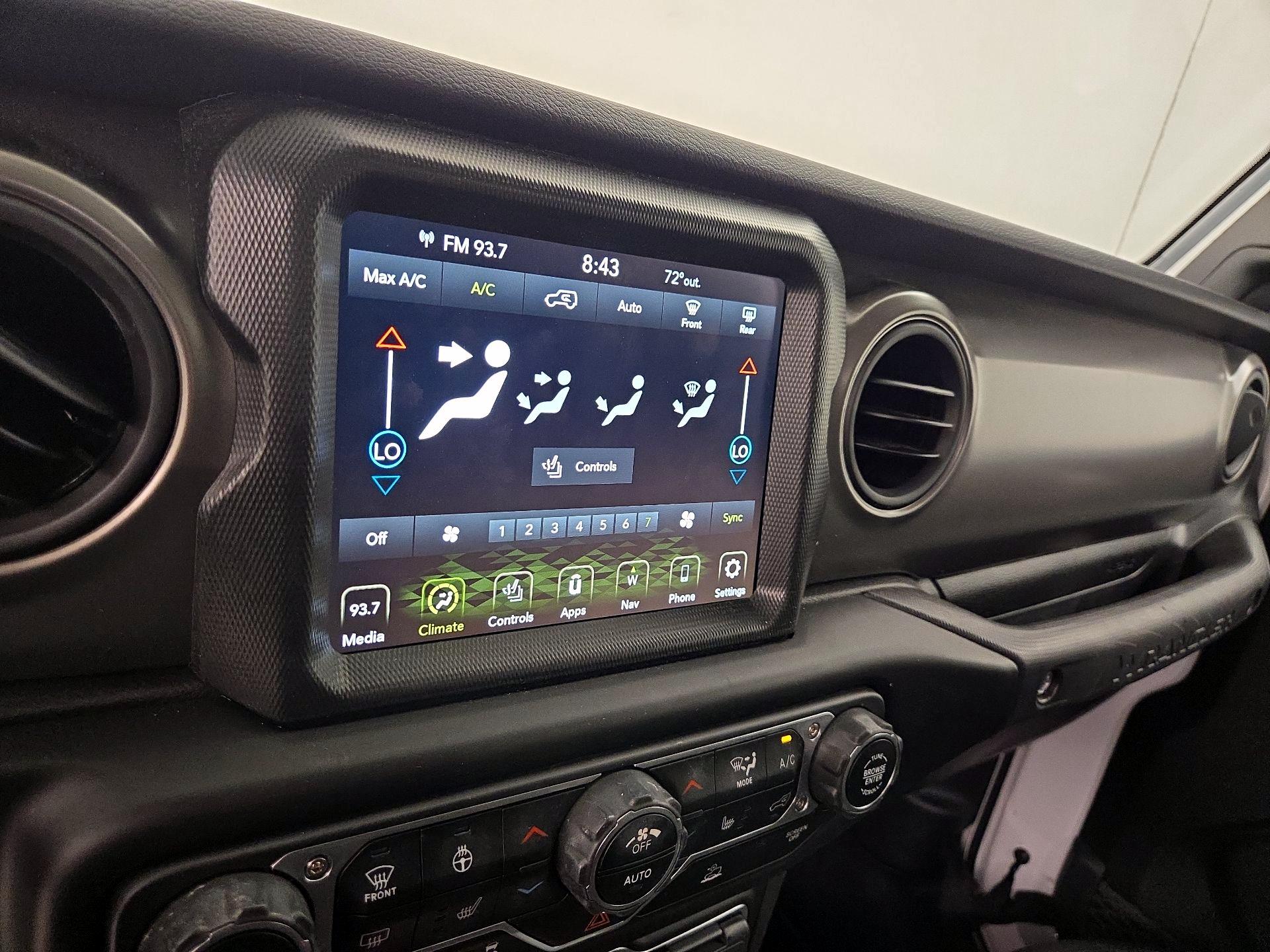 Thumbnail: 2023 Jeep Wrangler - 17