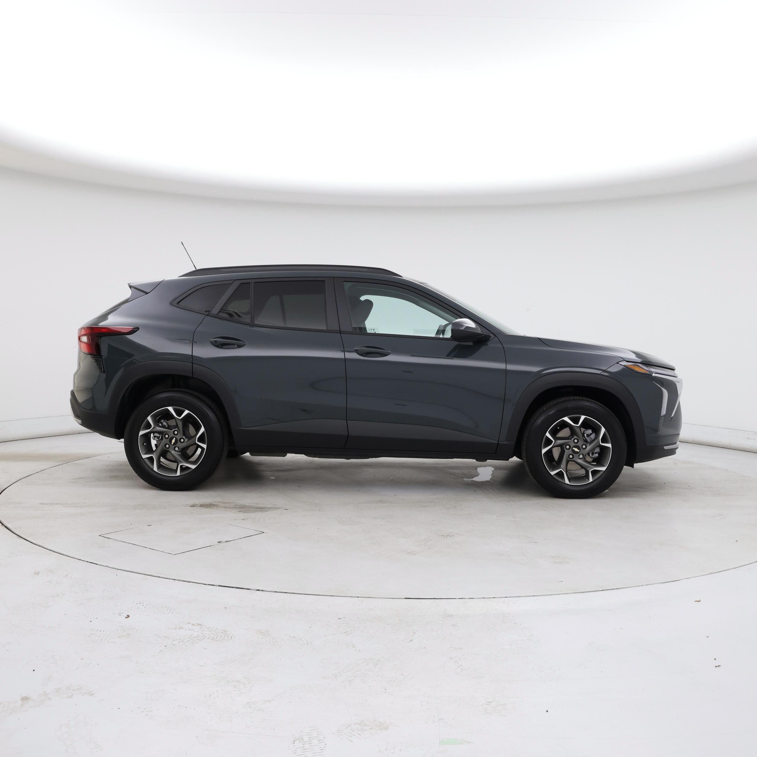 Thumbnail: 2025 Chevrolet Trax - 7