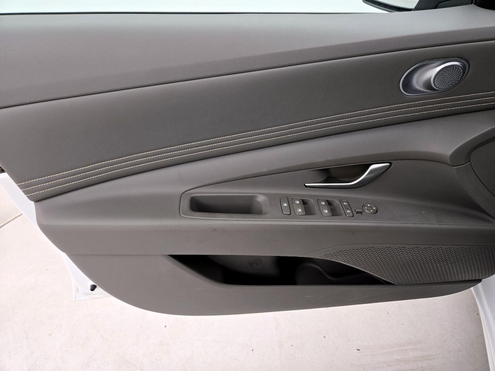 2021 Hyundai Elantra SEL - Photo 13