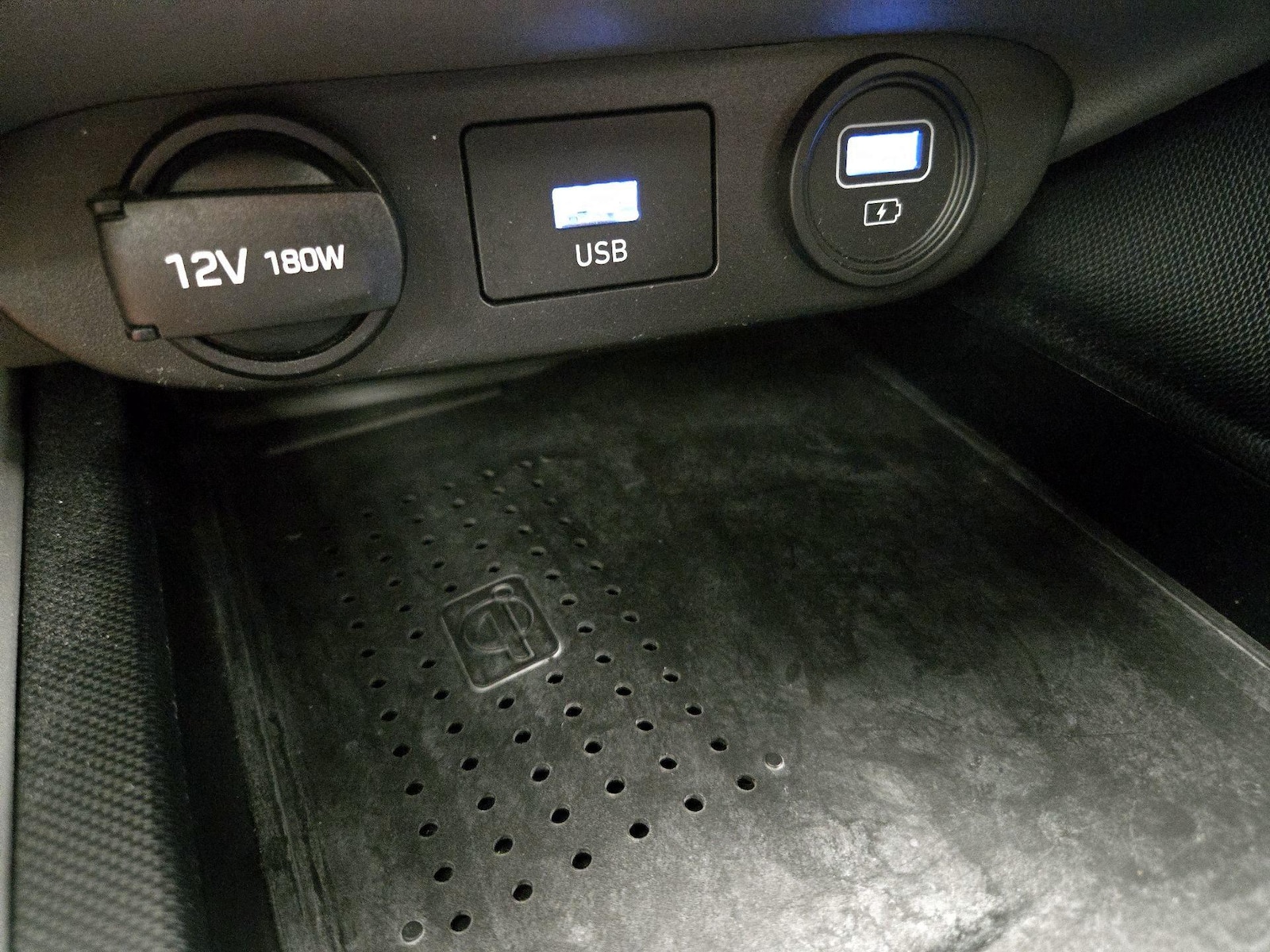 2021 Hyundai Elantra SEL - Photo 19