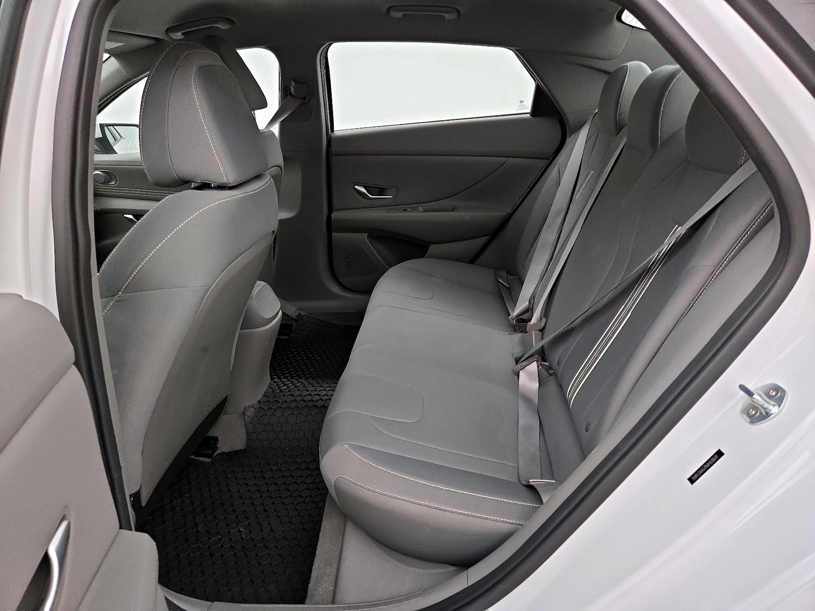 2021 Hyundai Elantra SEL - Photo 20