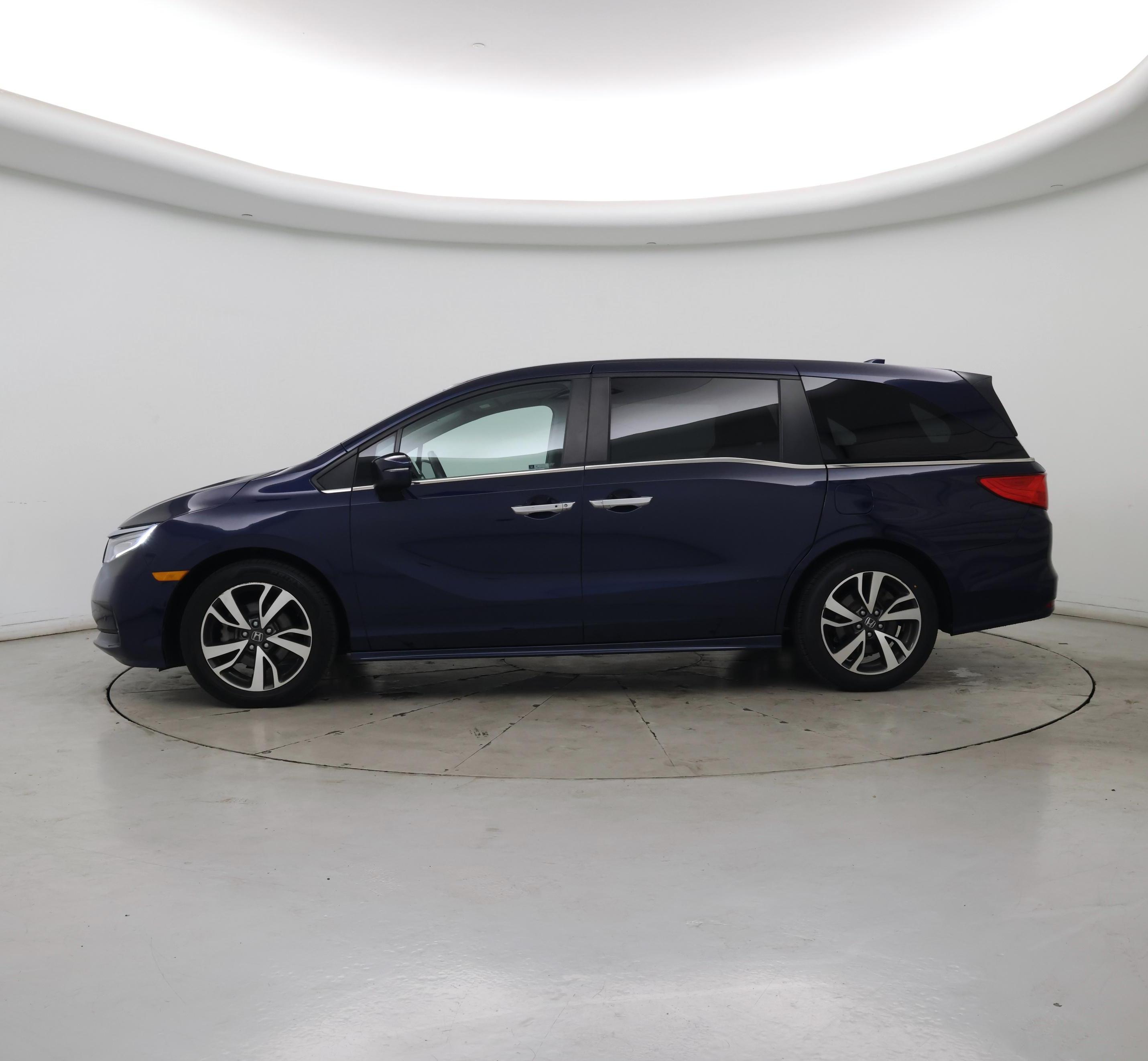 Thumbnail: 2023 Honda Odyssey - 3
