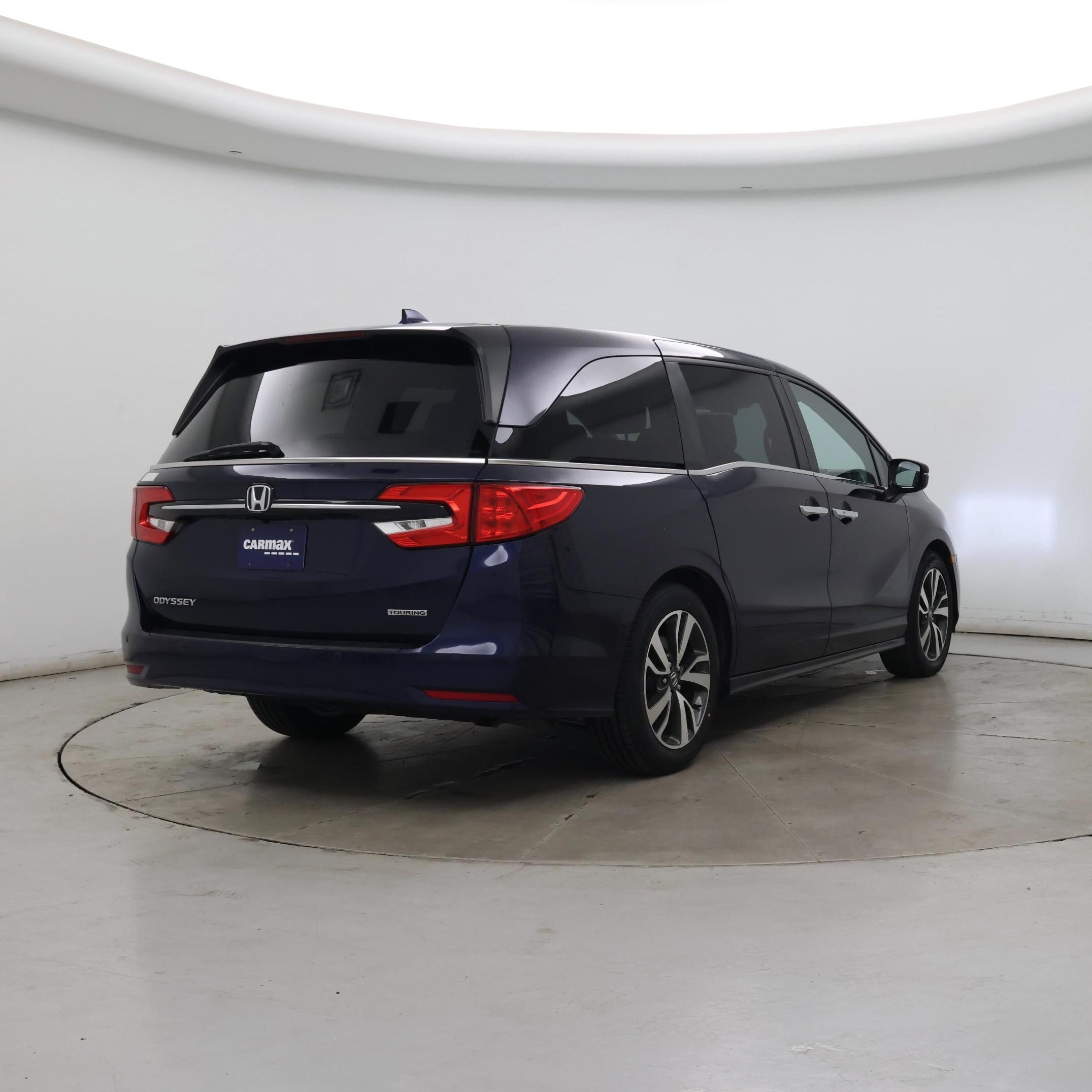 Thumbnail: 2023 Honda Odyssey - 8