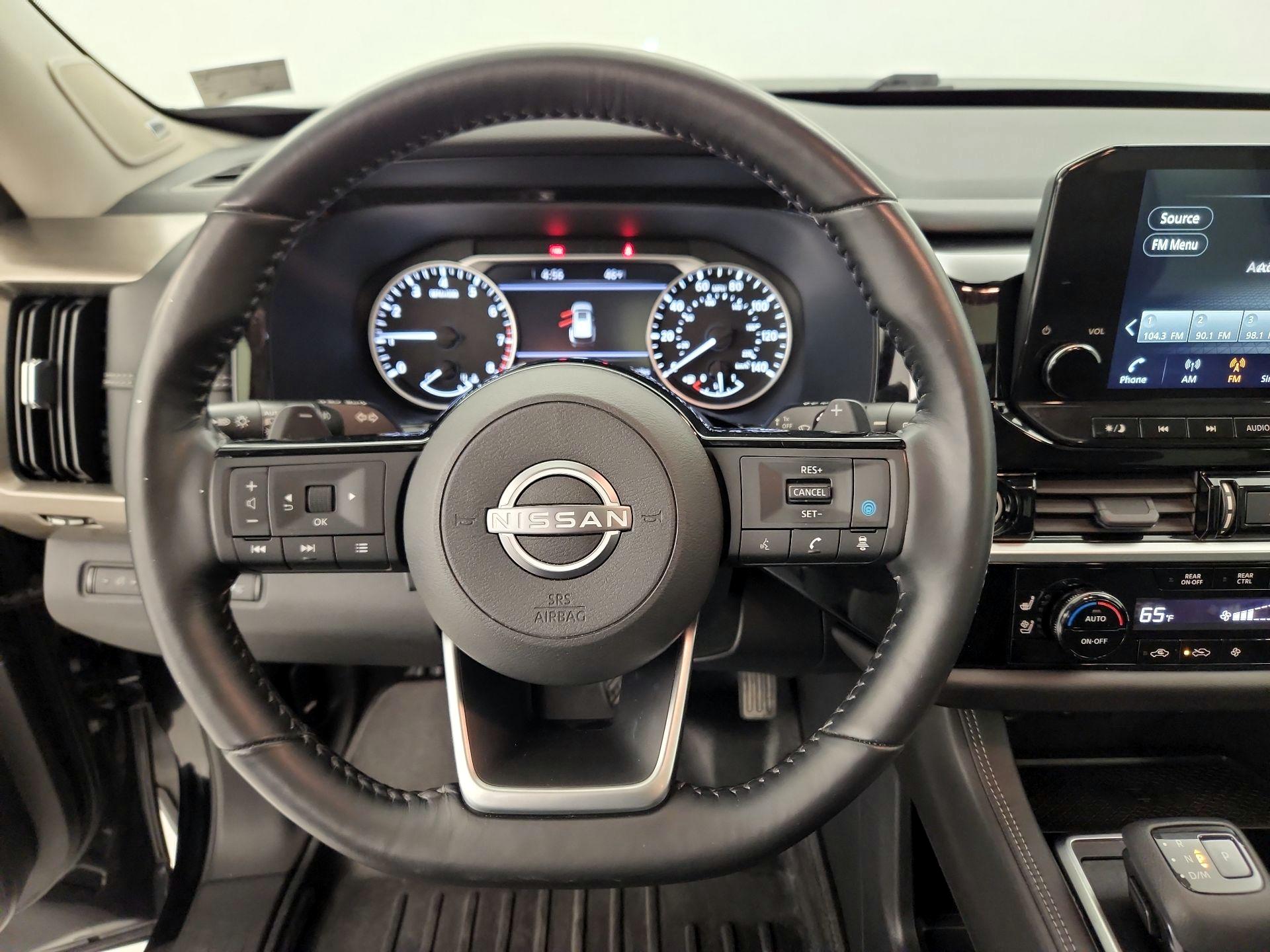 Thumbnail: 2022 Nissan Pathfinder - 10
