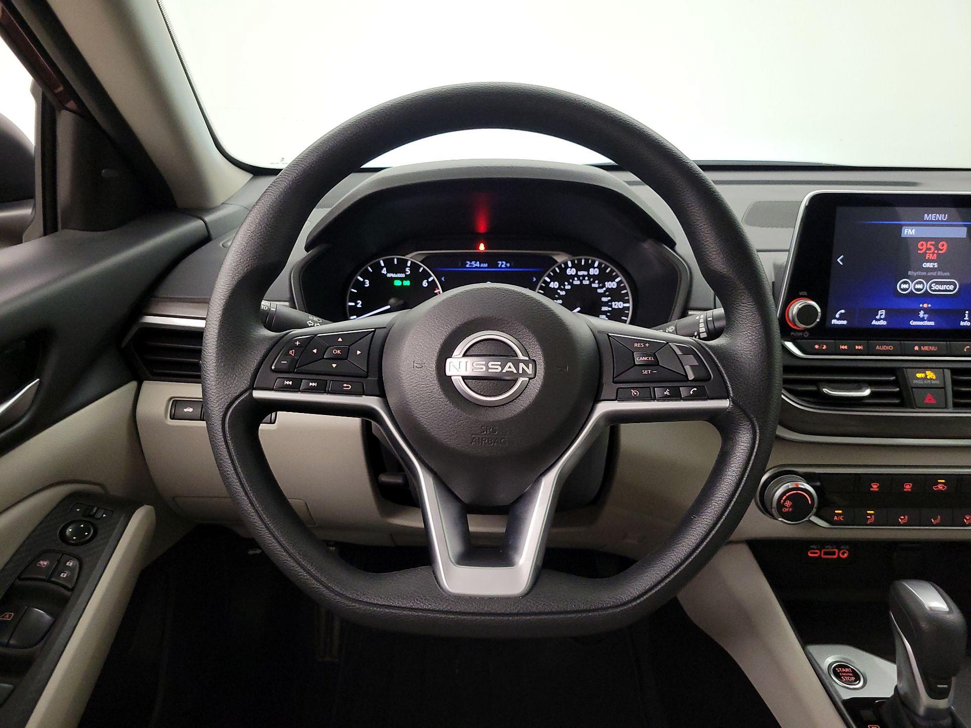 Thumbnail: 2025 Nissan Altima - 10